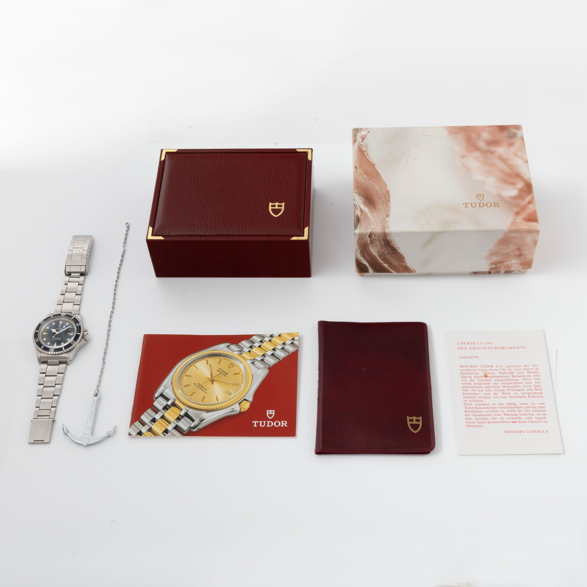 Tudor Submariner Black Dial ref. 79090 with Box and Booklets