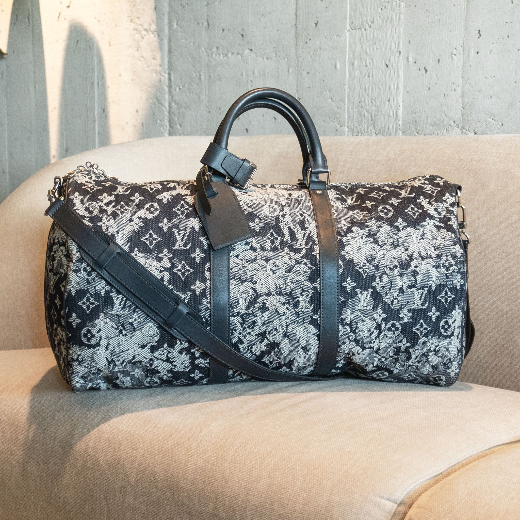 Rare Limited Edition Louis Vuitton Bleu Tapestry Monogram Keepall 50