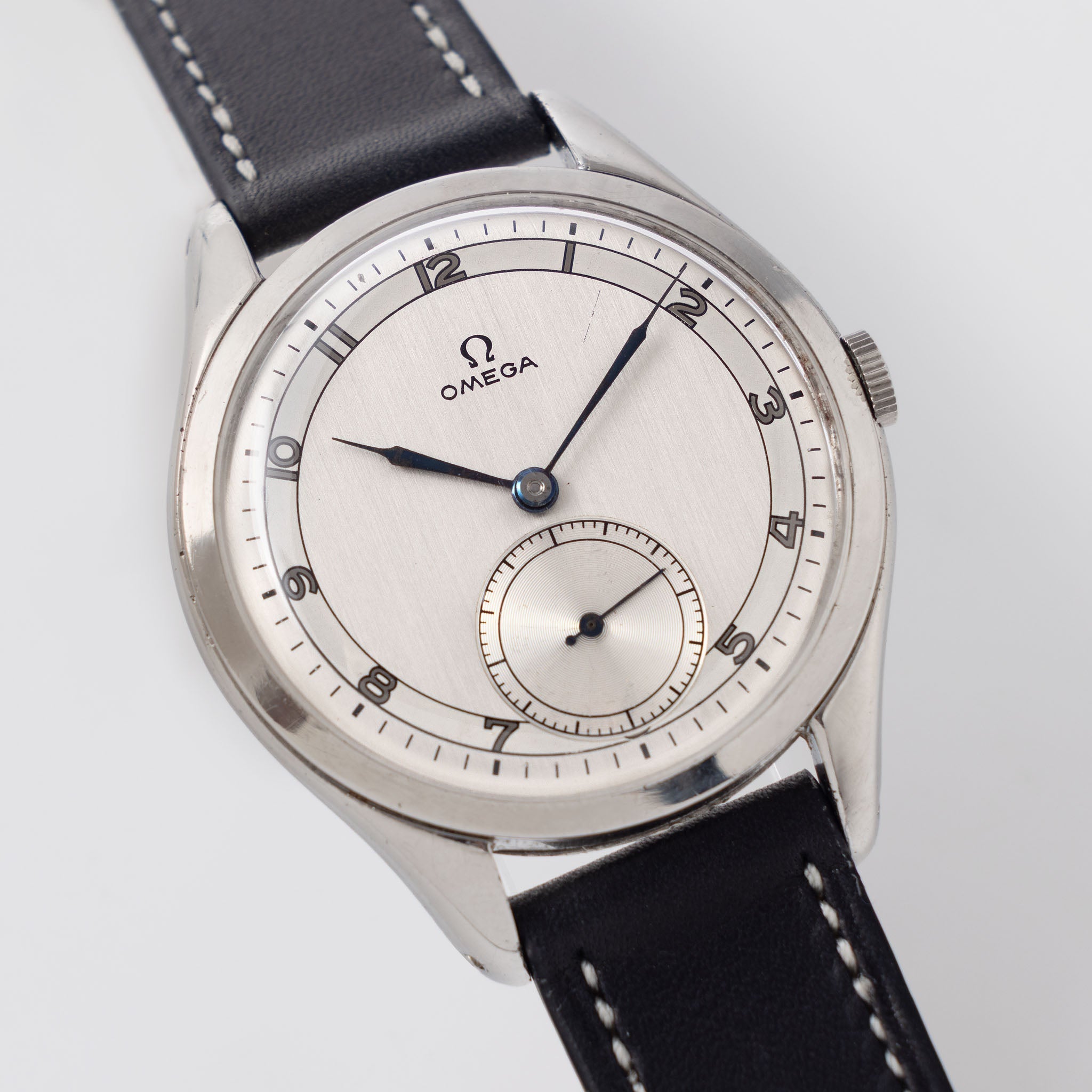 Omega 2505 Jumbo Steel Dress Watch Two-Tone Dial