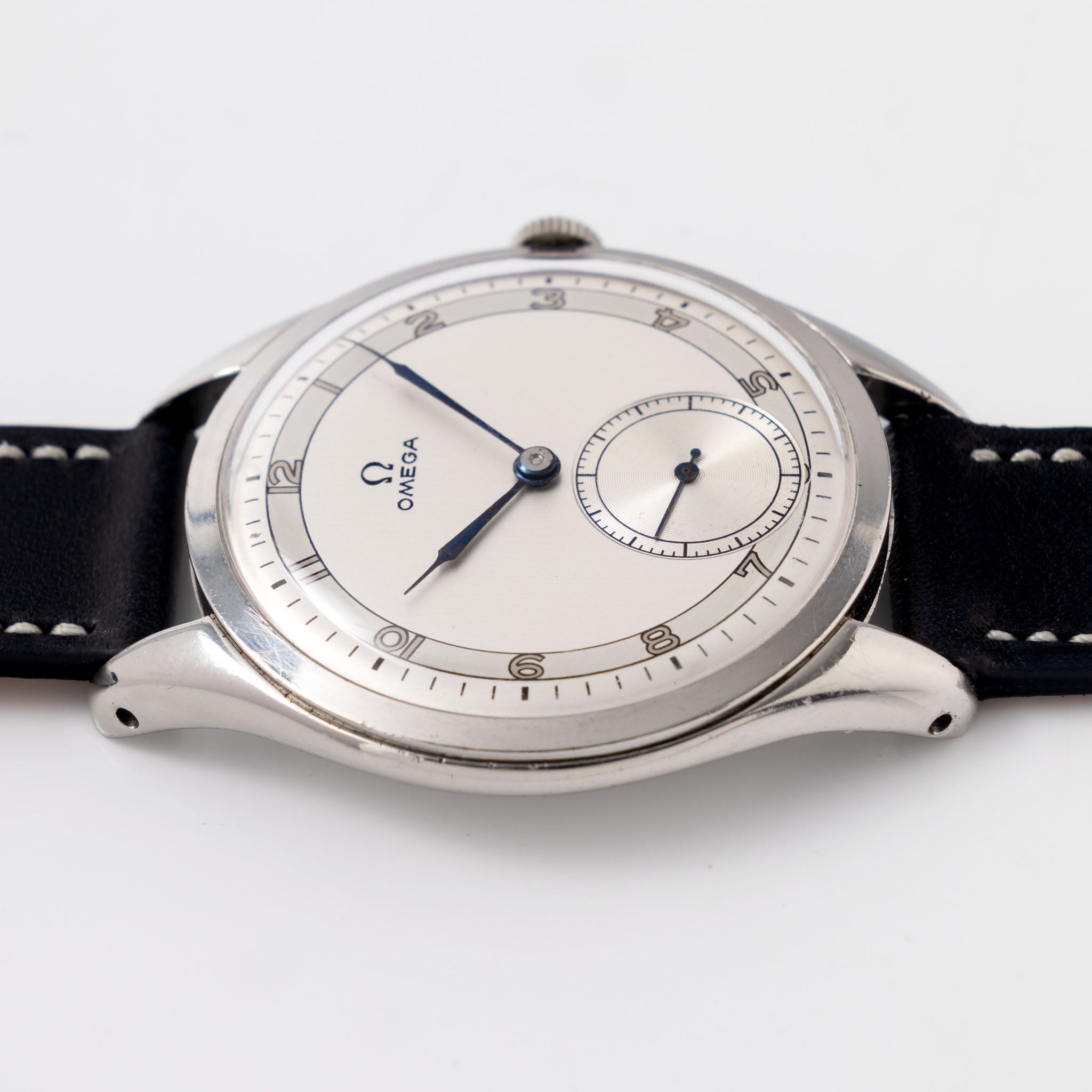 Omega 2505 Jumbo Steel Dress Watch Two-Tone Dial