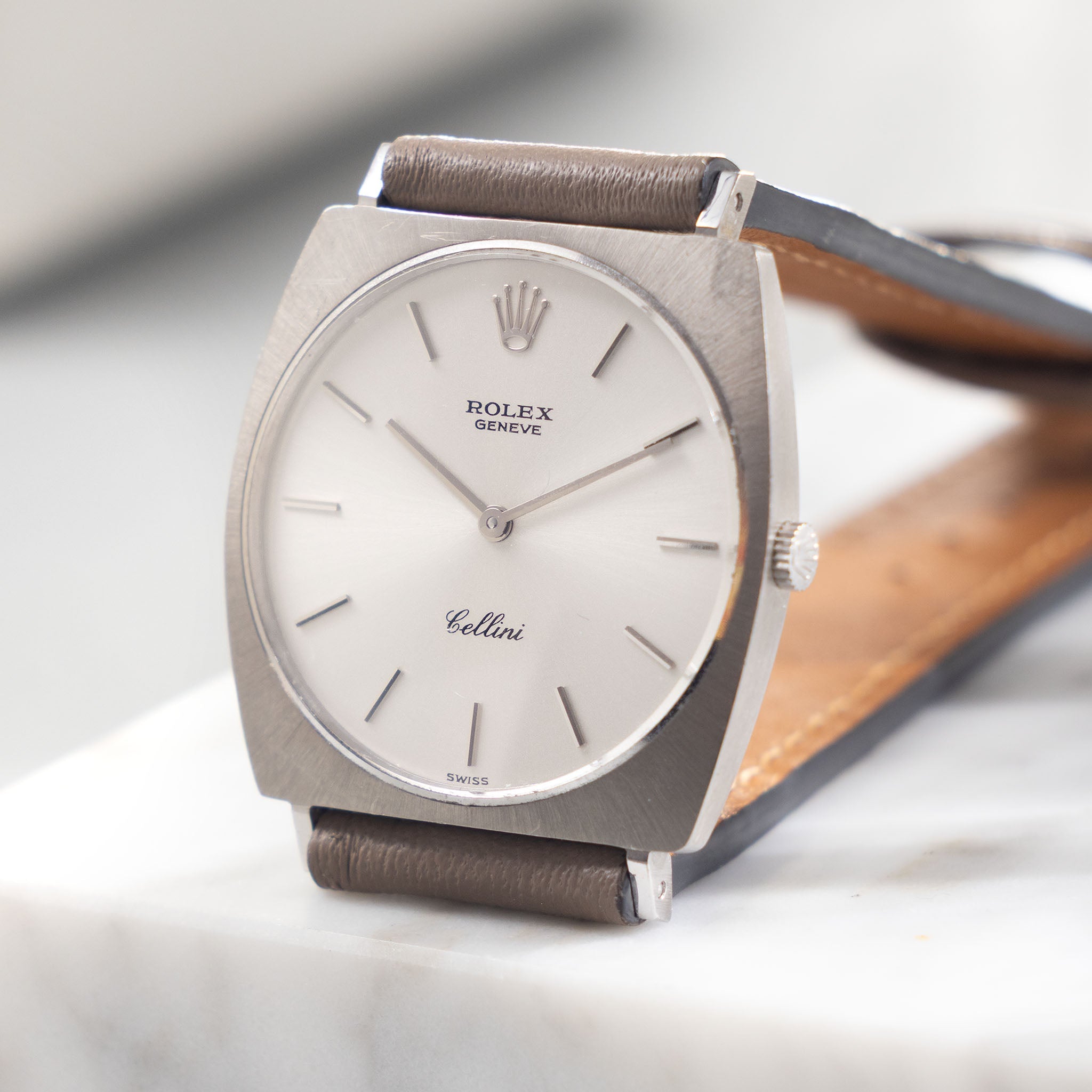 Rolex Cellini silver soleil dial in 18 k white gold ref 3747