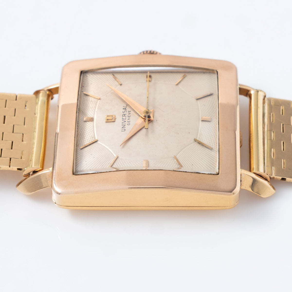 Universal Genève “Cioccolatone“ 18k Rose Gold Oversized Dress-watch with unique Guilloché Dial on Brick Style Bracelet ref. 10228 2