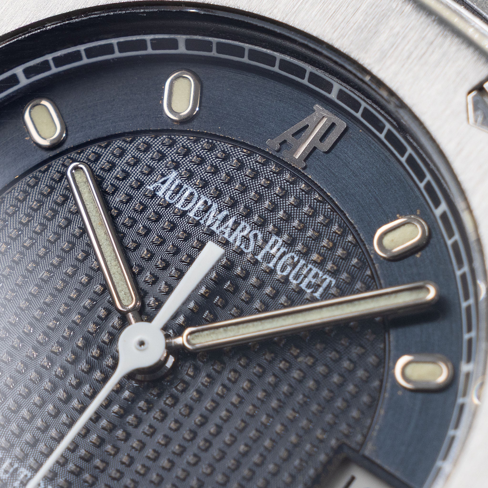 Audemars Piguet Royal-Oak Offshore Blue dial ref 79290ST