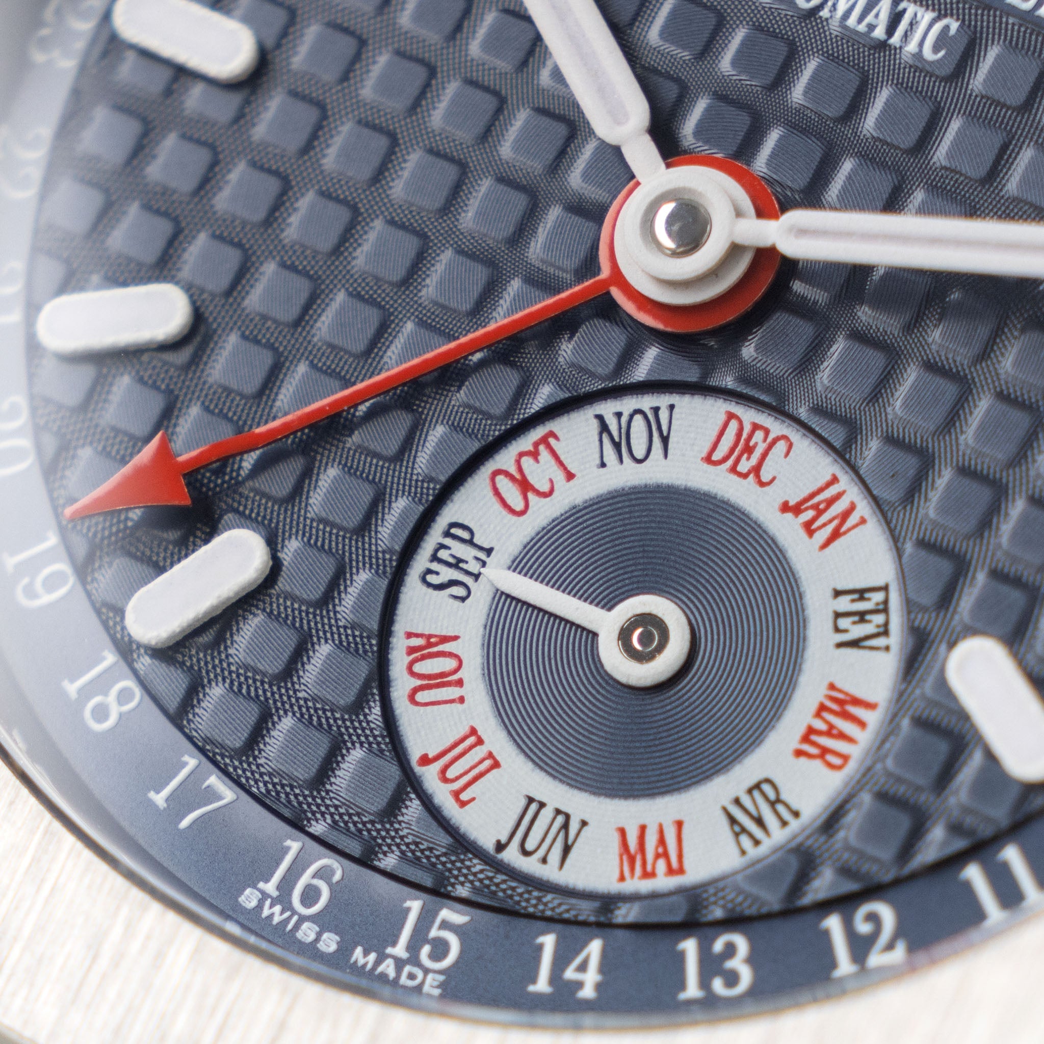 Audemars Piguet Royal-Oak Annual Calendar Blue Dial with AP service Invoice ref. 25920ST