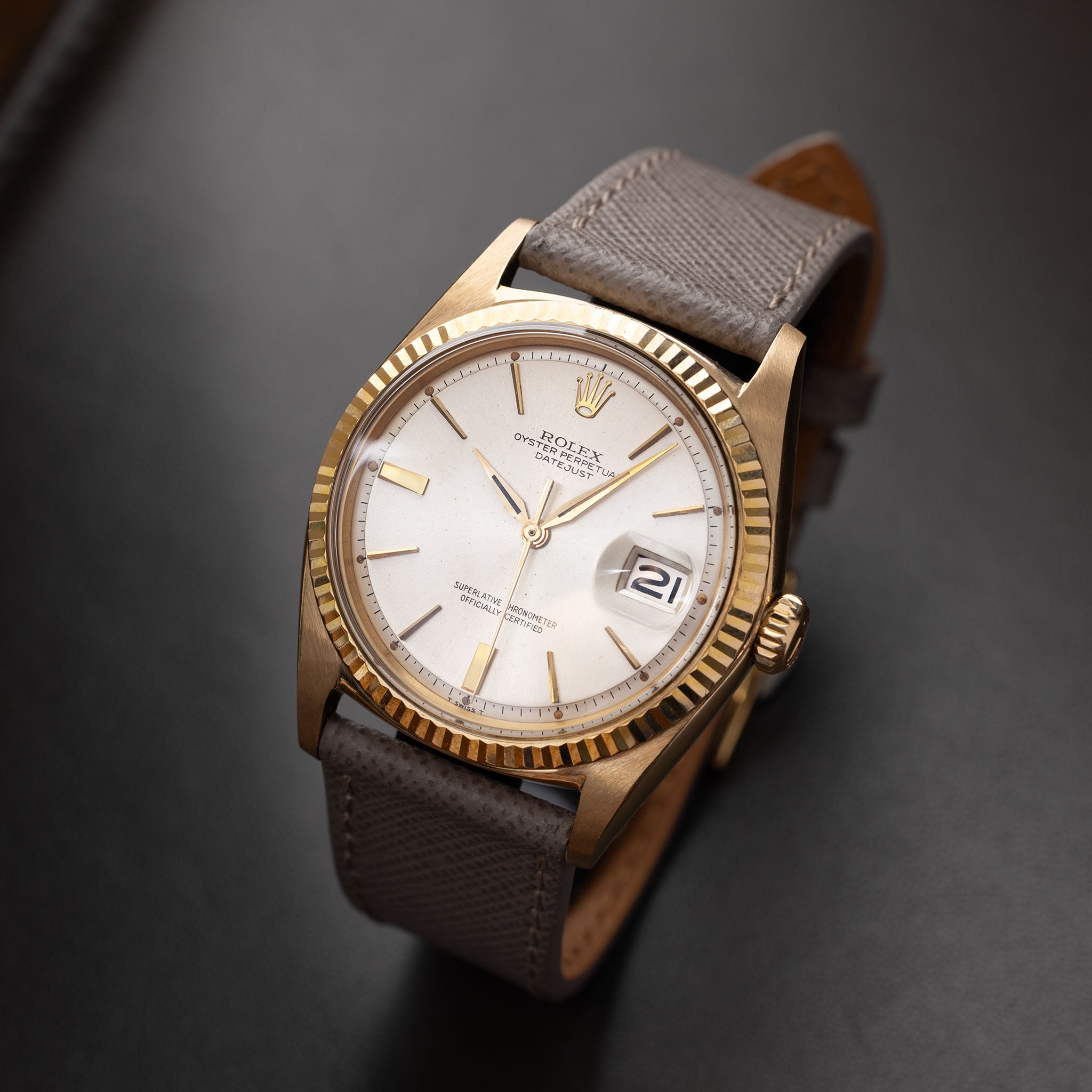 Rolex Datejust 1601/8 Doorstop Silver Soleil Dial in 18k Yellow Gold
