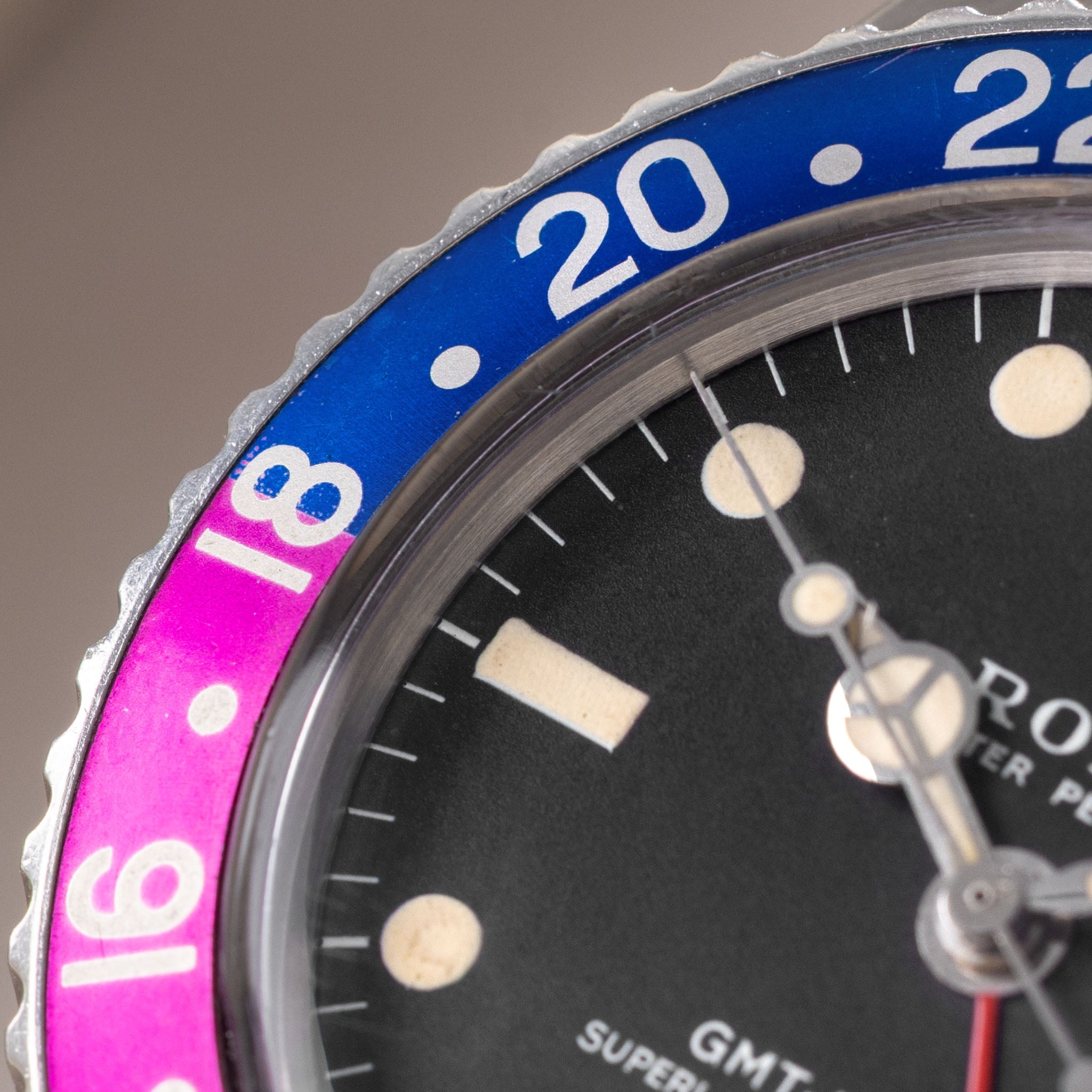 Rolex GMT-Master 1675 MK1 Long-E Dial Fuchsia Insert with Box and Accessories