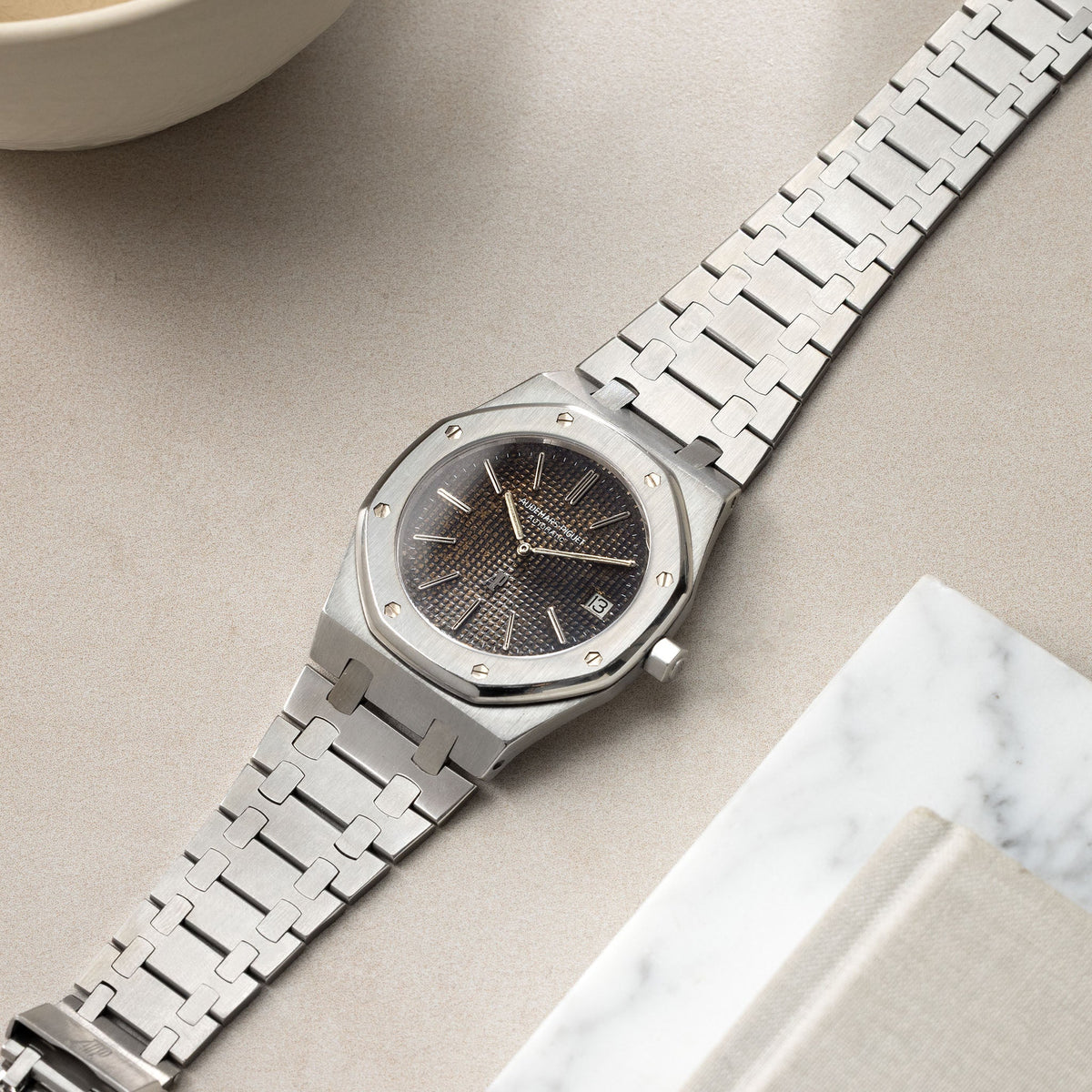 Audemars Piguet Royal-Oak 5402ST Ultra Thin Jumbo C-Series Logo Down Tropical Dial