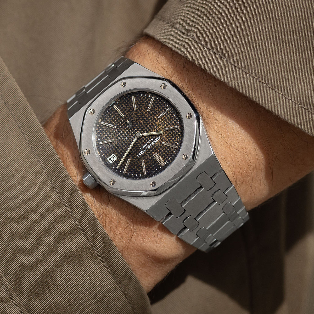 Audemars Piguet Royal-Oak 5402ST Ultra Thin Jumbo C-Series Logo Down Tropical Dial