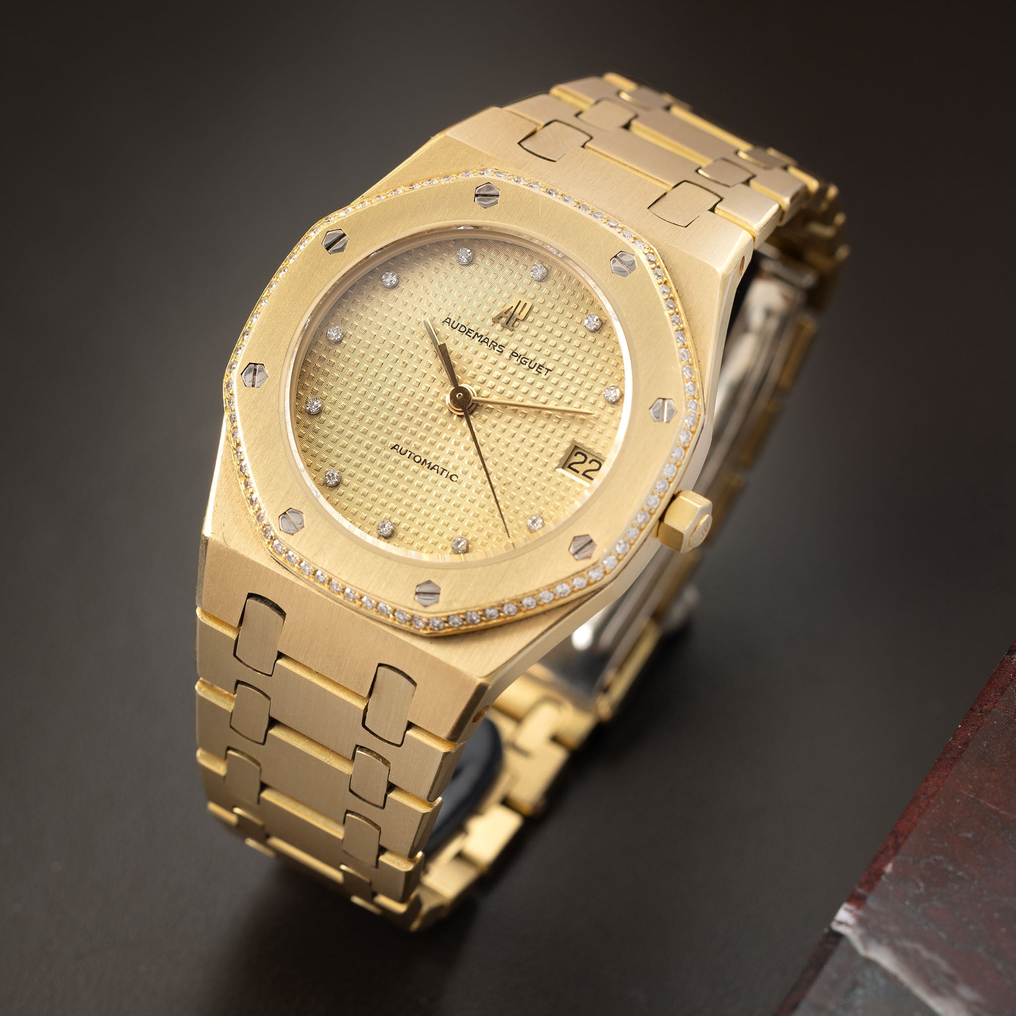 Audemars Piguet Royal Oak ref. 4153/477BA Brilliant Cut Diamond Bezel and Dial with Box and Certificate of Origin
