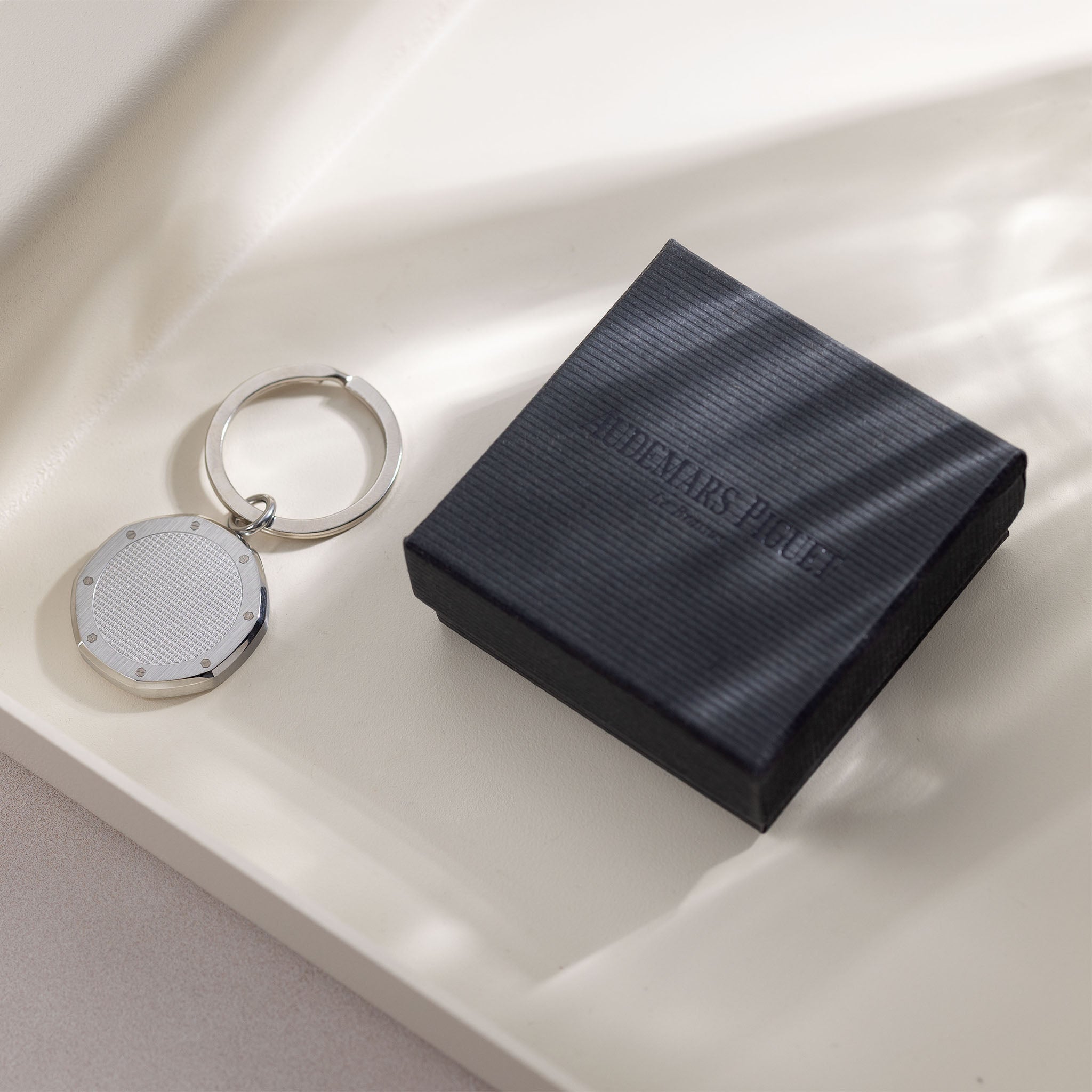 MRG-10055 - Audemars Piguet Royal Oak Keychain Silver
