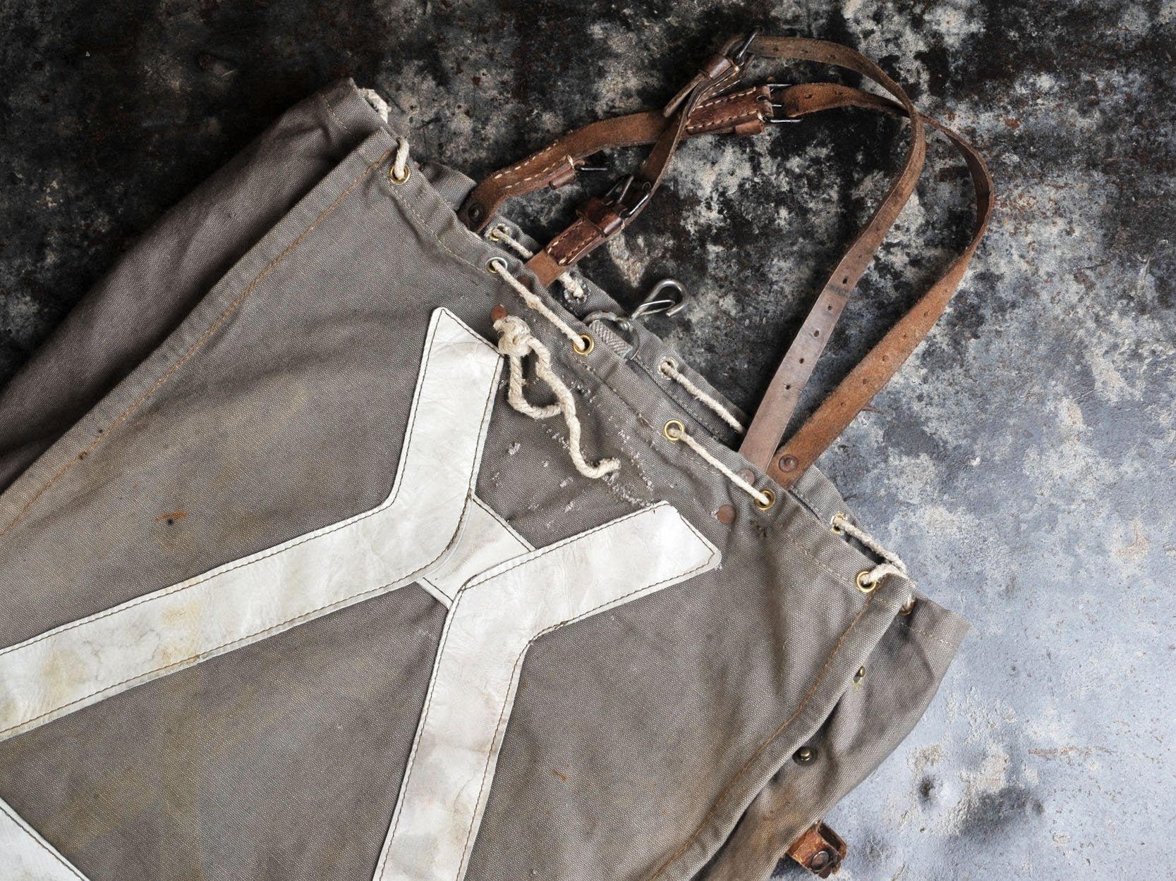 ‘CURATED’ TUDOR 7928 GILT SUBMARINER