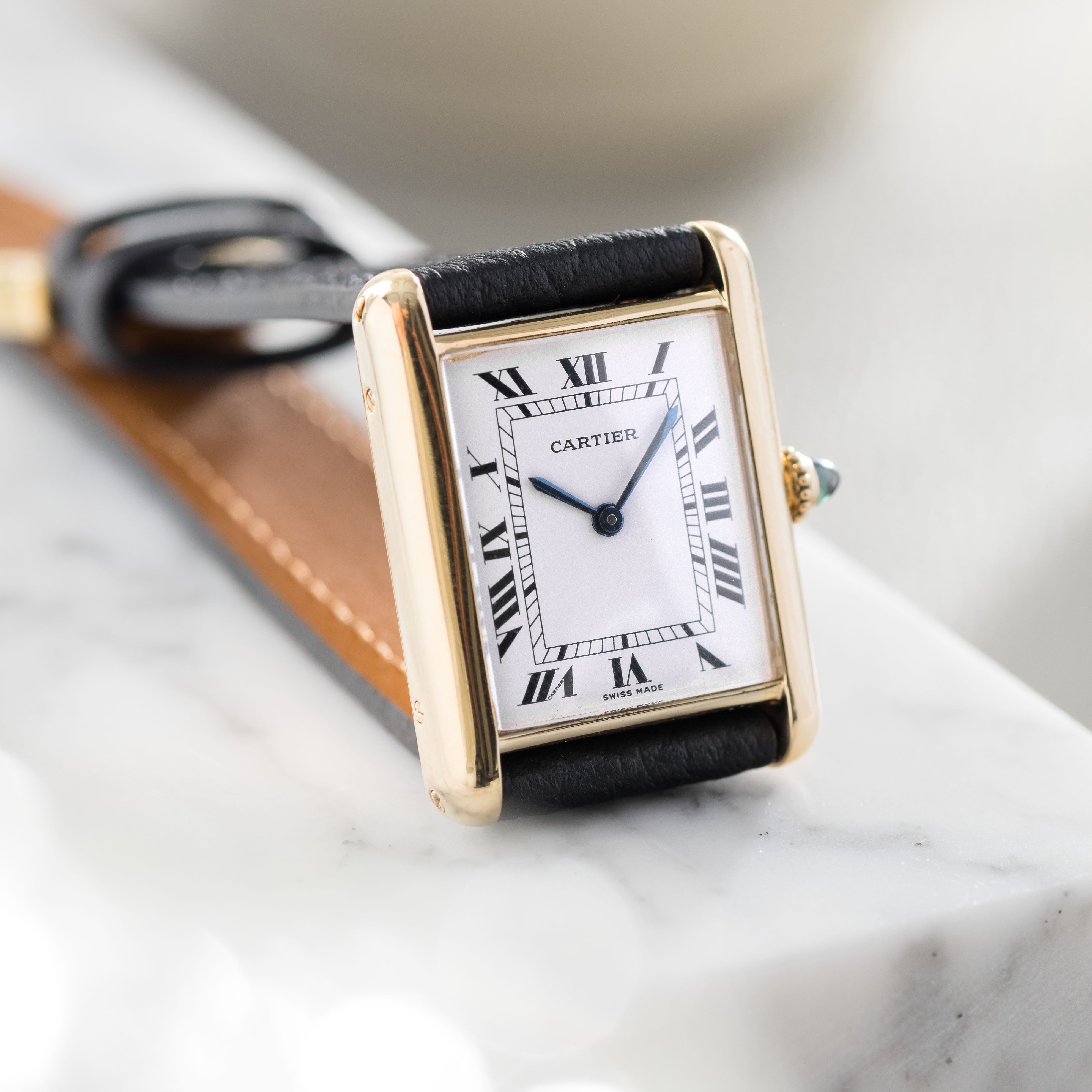 Cartier Tank Louis 18kt Yellow Gold Mechanical Movement 1970s