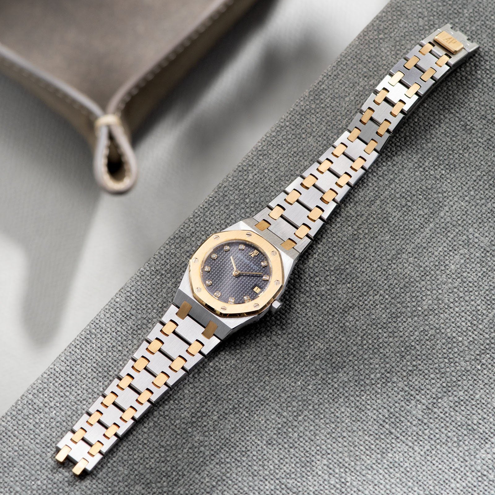 Audemars Piguet Royal Oak Lady plus diamonds