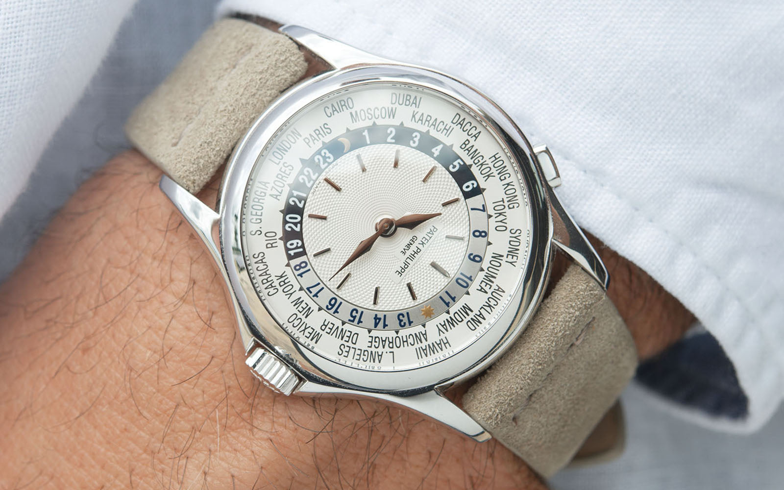 Strap Guide – The Patek Philippe 5110G White Gold World Time