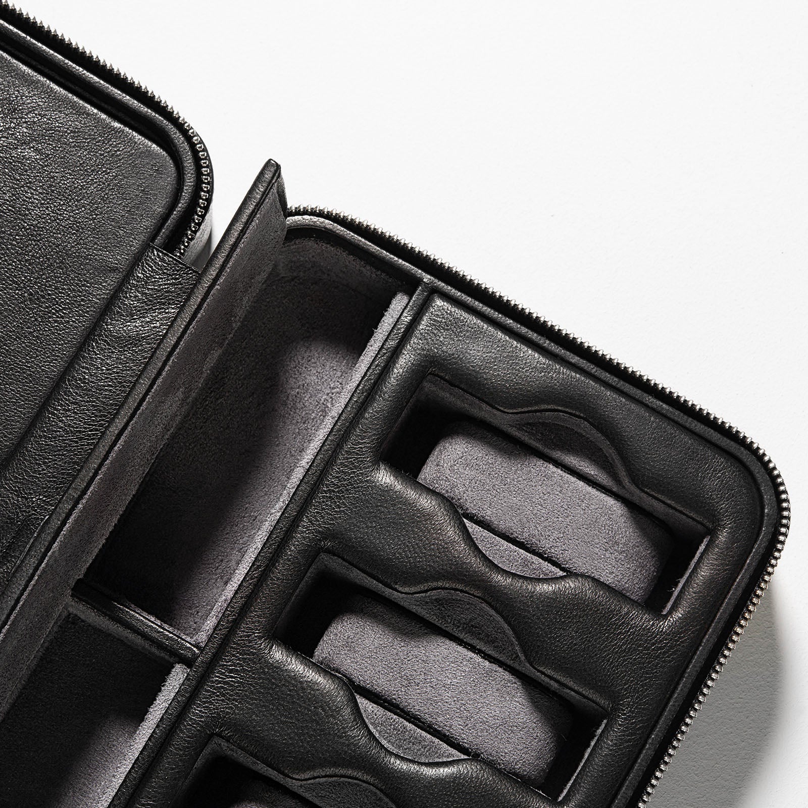 Black Luxury Leather Watch Box