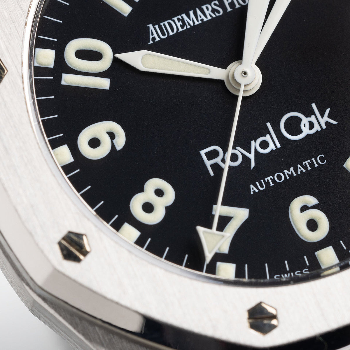 Audemars Piguet Royal-Oak 14790ST Military Dial 