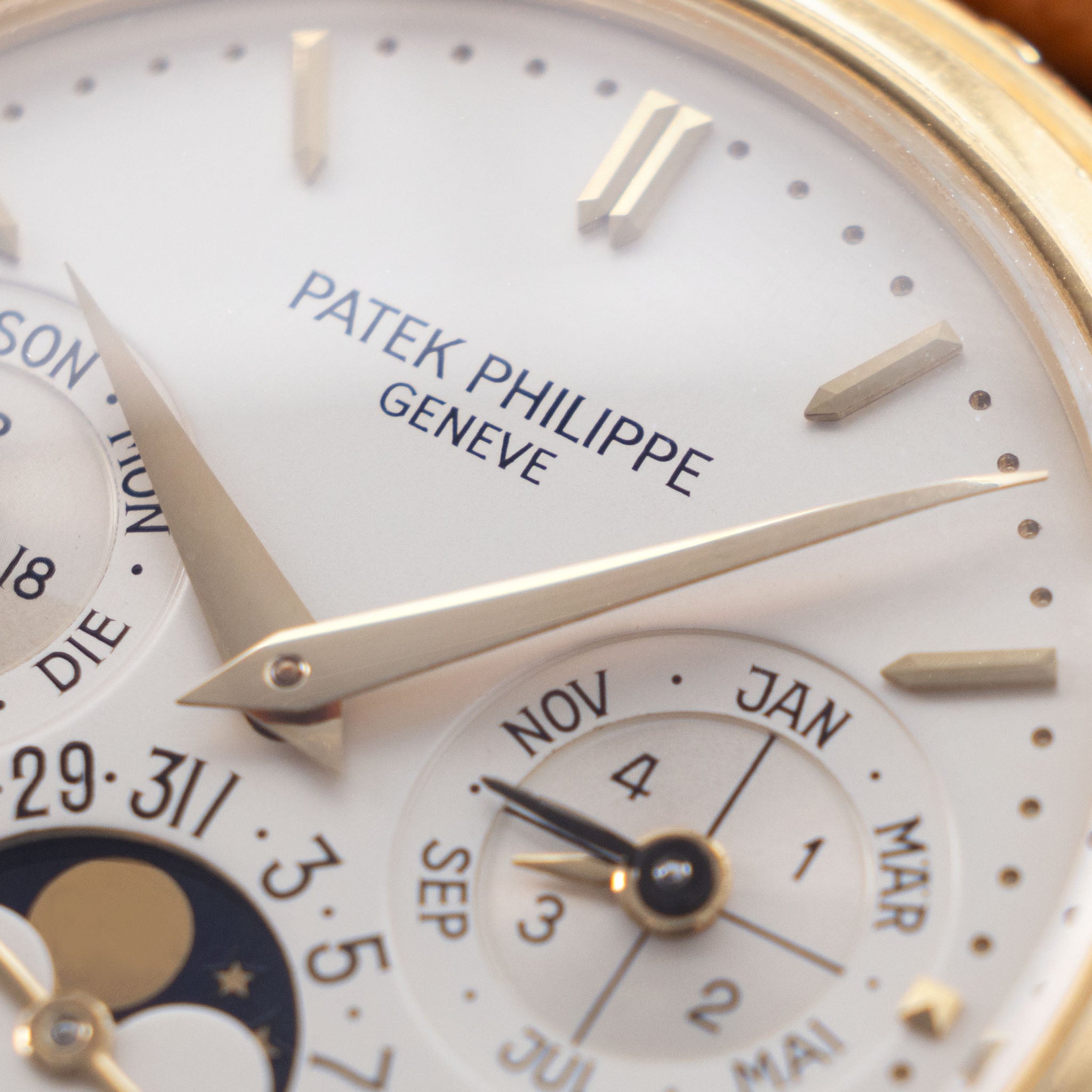 Patek Philippe Perpetual Calendar 3940J Second Series with Original Paper