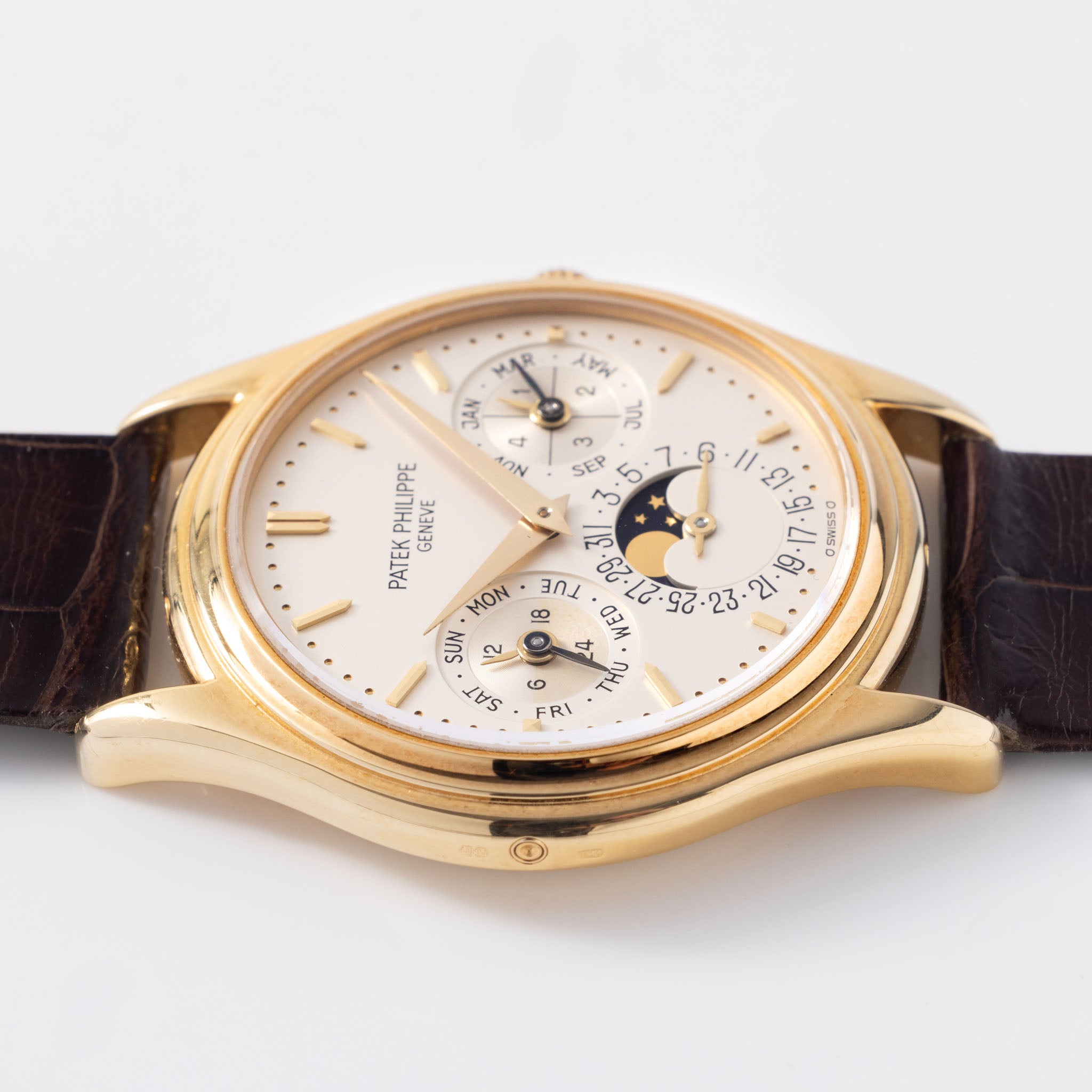 Patek Philippe Perpetual Calendar Second Series with Archive Extract Ref 3940