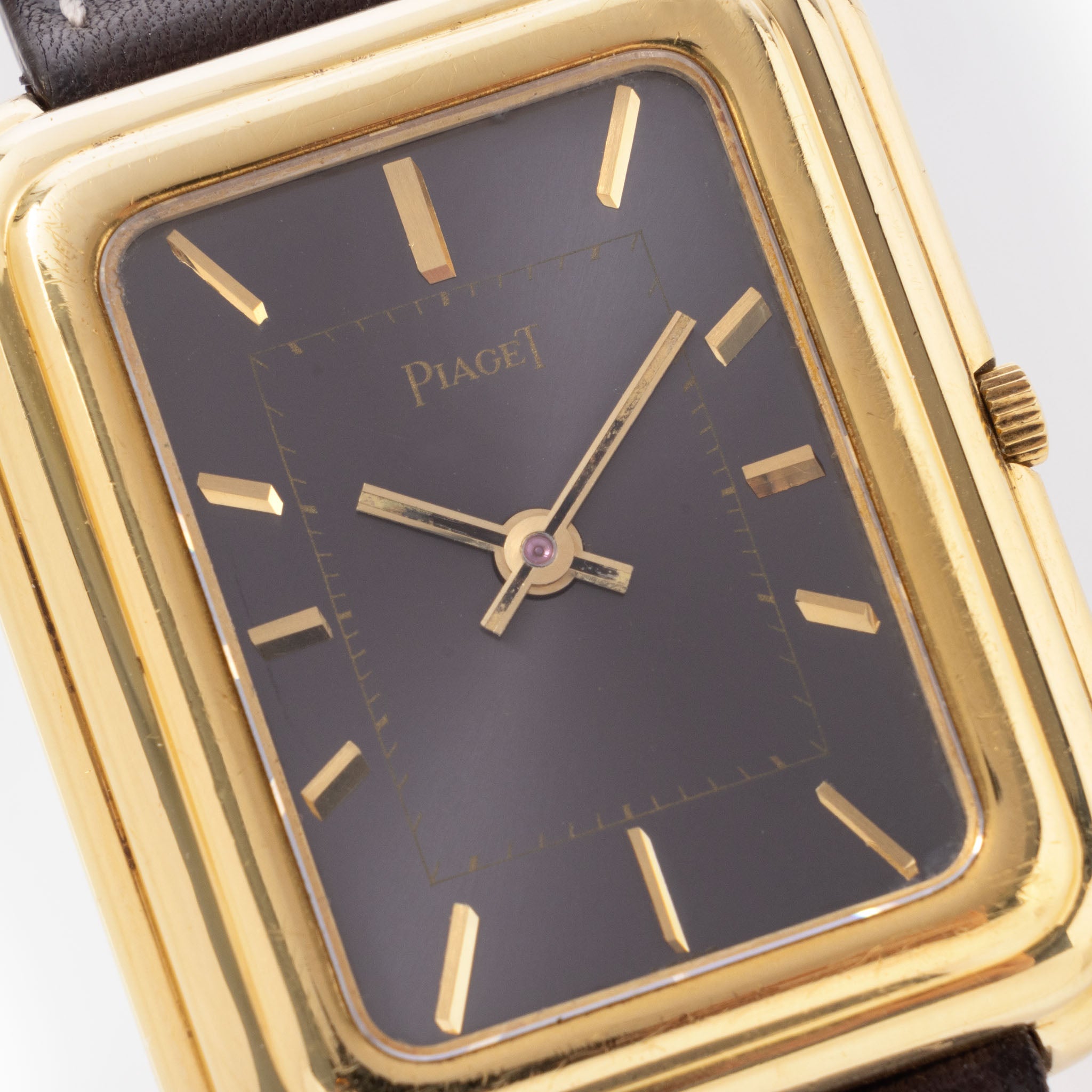 Piaget Grey Dial Beta 21 reference 14101 in 18k yellow gold