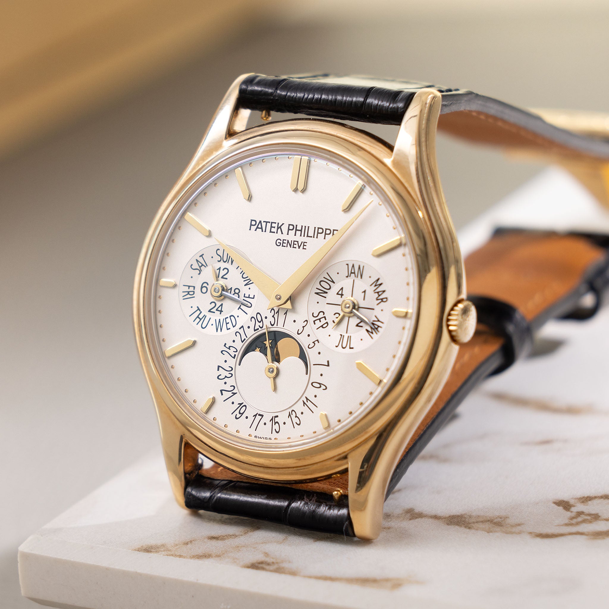 Patek Philippe Perpetual Calendar ref. 5140J with extract of the archives