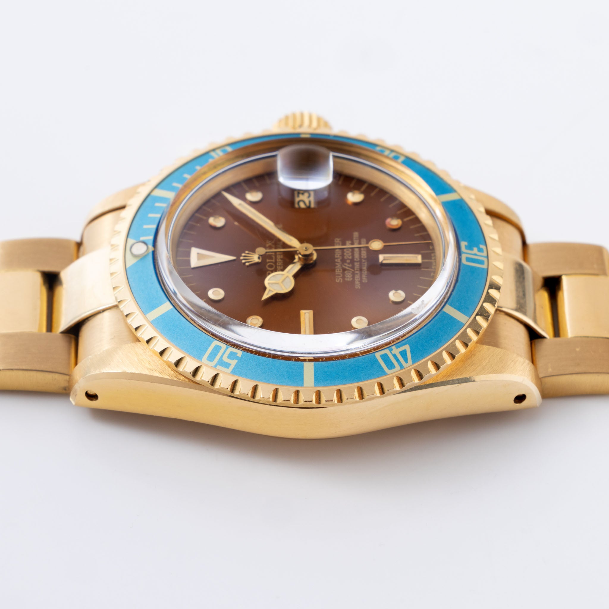 Rolex Submariner in 18k gold Tropical dial ref 1680/8 Golden Nugget