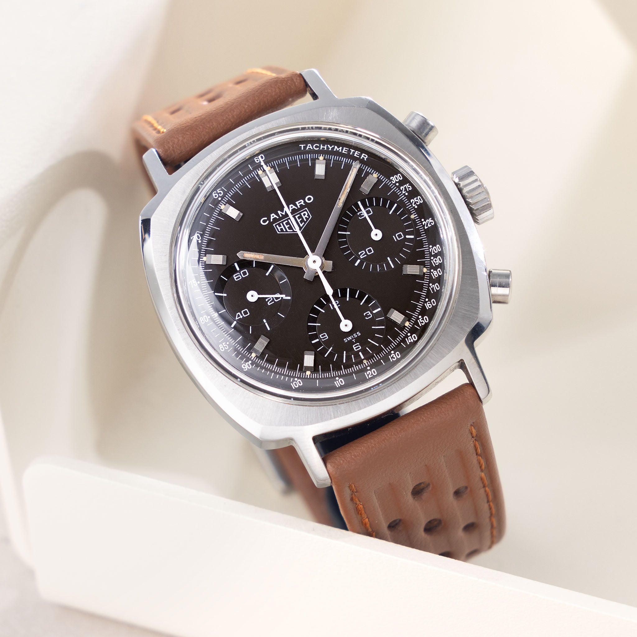 Heuer Camaro “Tachymeter” brown dial ref 7220 - incoming