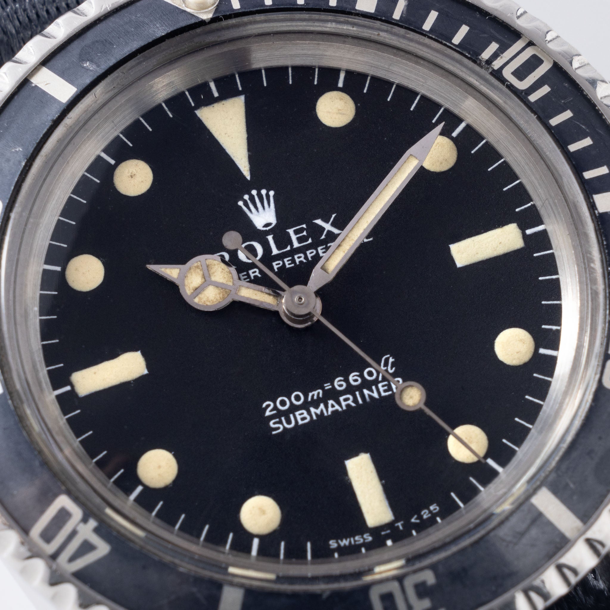 Rolex Submariner 5513 Meters First Zinc-Sulfide Lume Faded Inlay