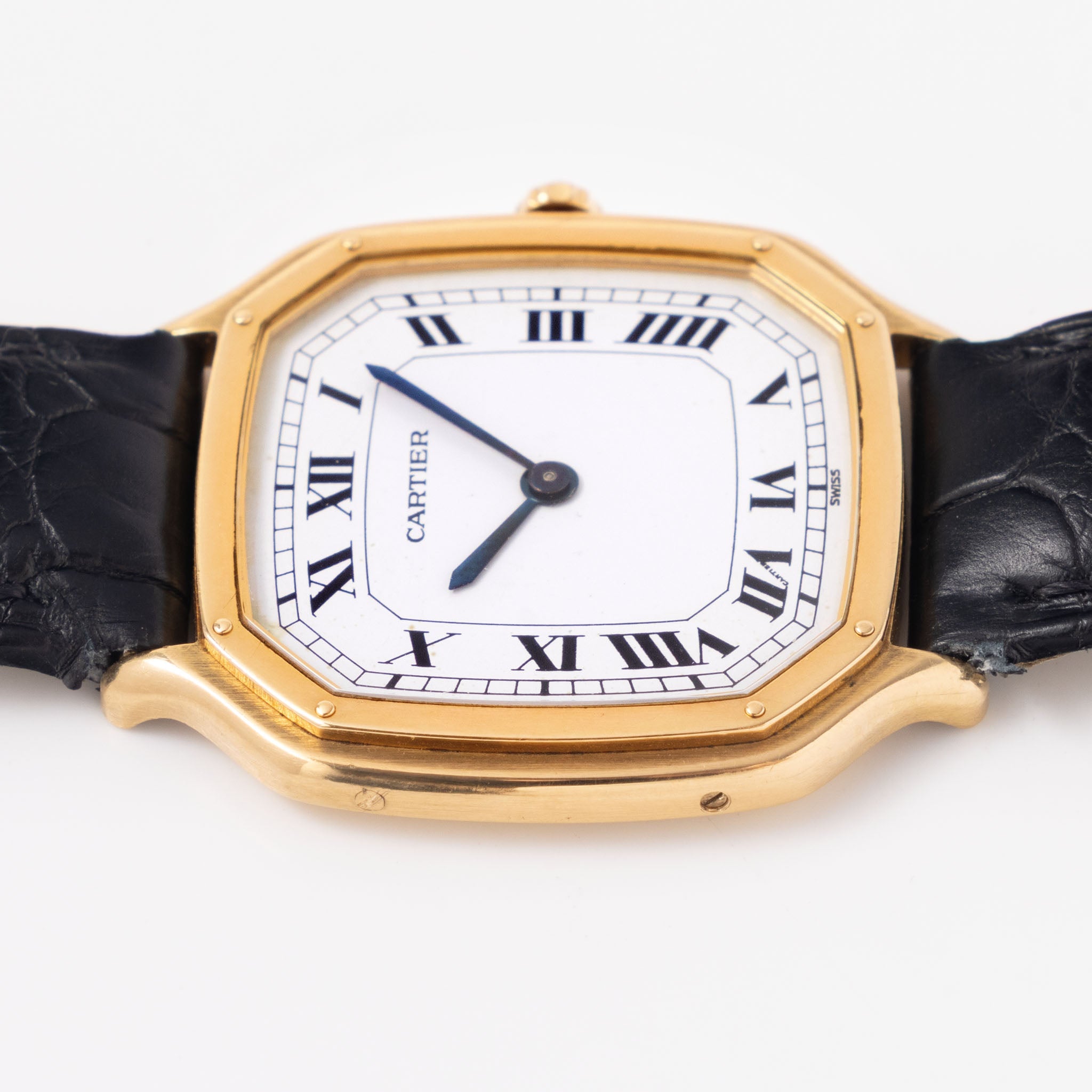 Cartier Trianon Ultra Thin in 18k Yellow Gold Ref 96055