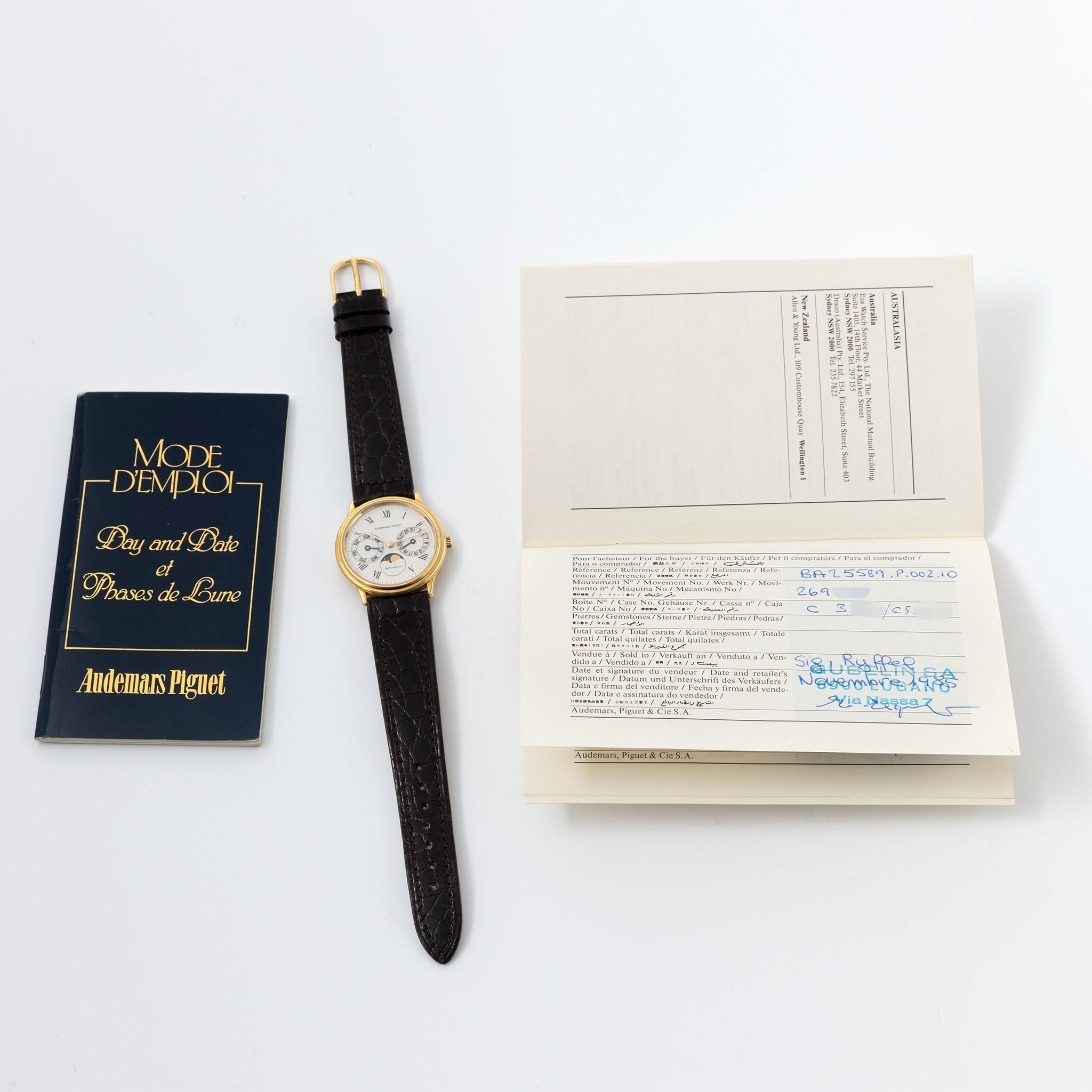 Audemars Piguet Day-Date Moon-phase Enamel dial in 18 k yellow gold ref 25589BA with original certificate of origine