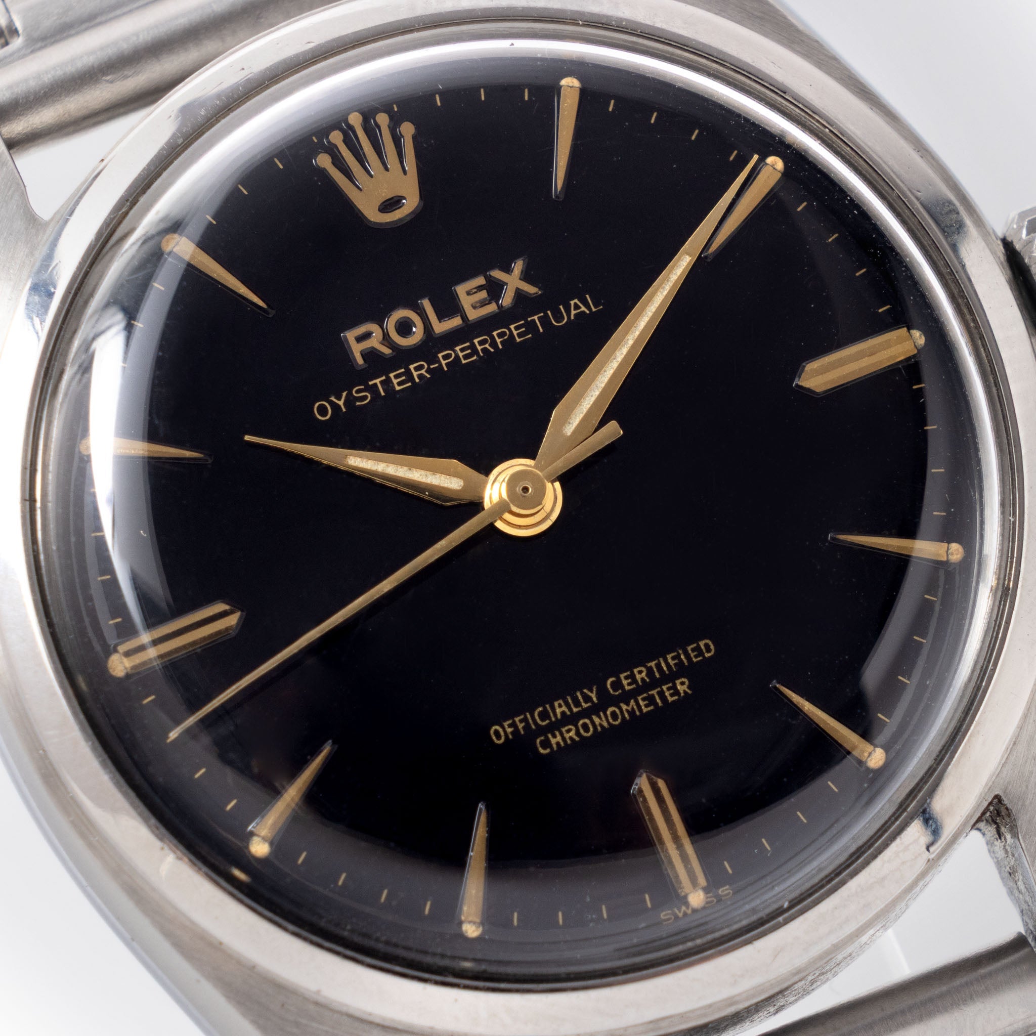 Rolex Oyster Perpetual 6084 Gilt Dial Ovetto 