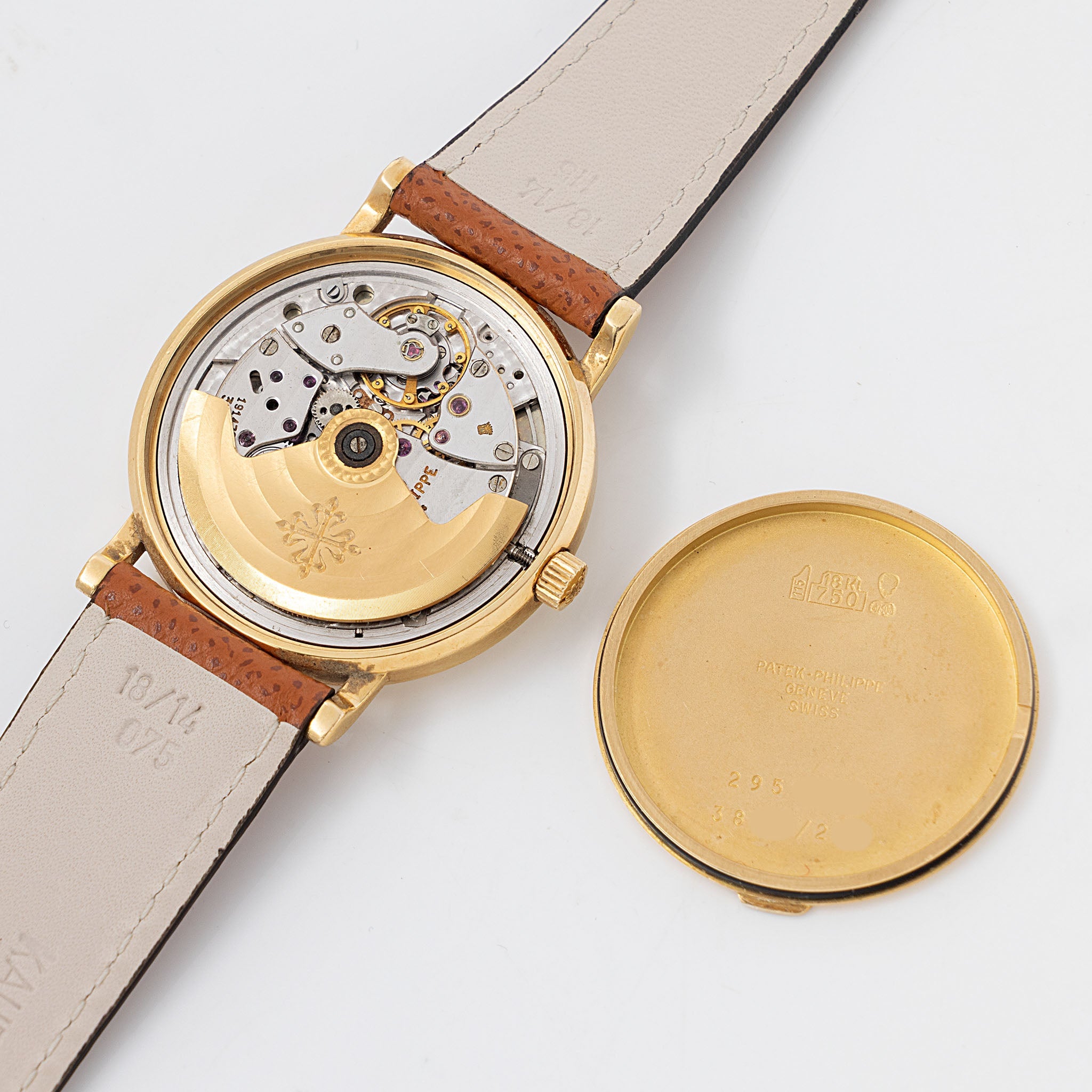 Patek Philippe Calatrava Automatic ref. 3802J White Dial in 18k Yellow Gold Clous de Paris