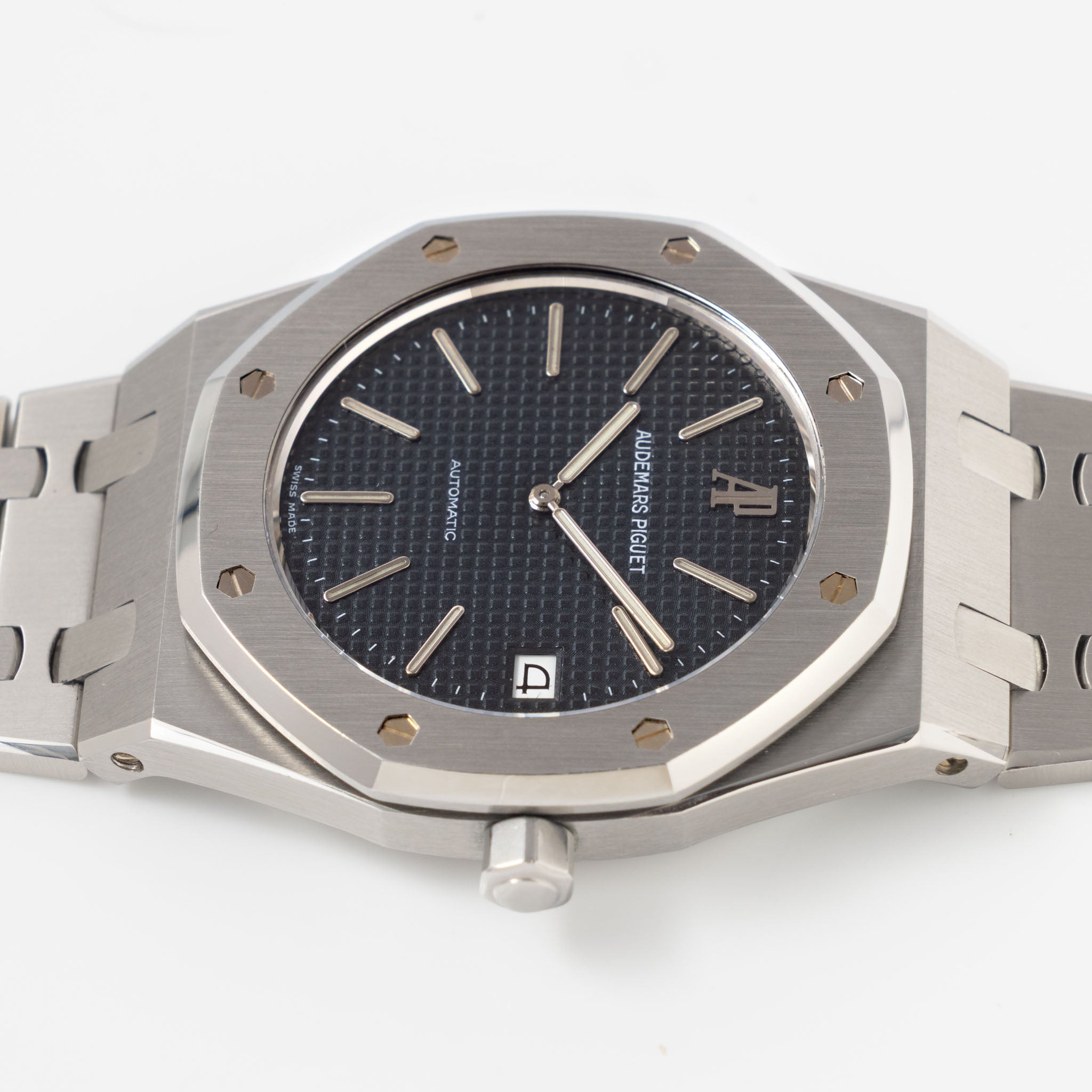 Audemars Piguet Royal-Oak Jumbo Ultra-thin 14802ST Jubilee with Extract of the Archives