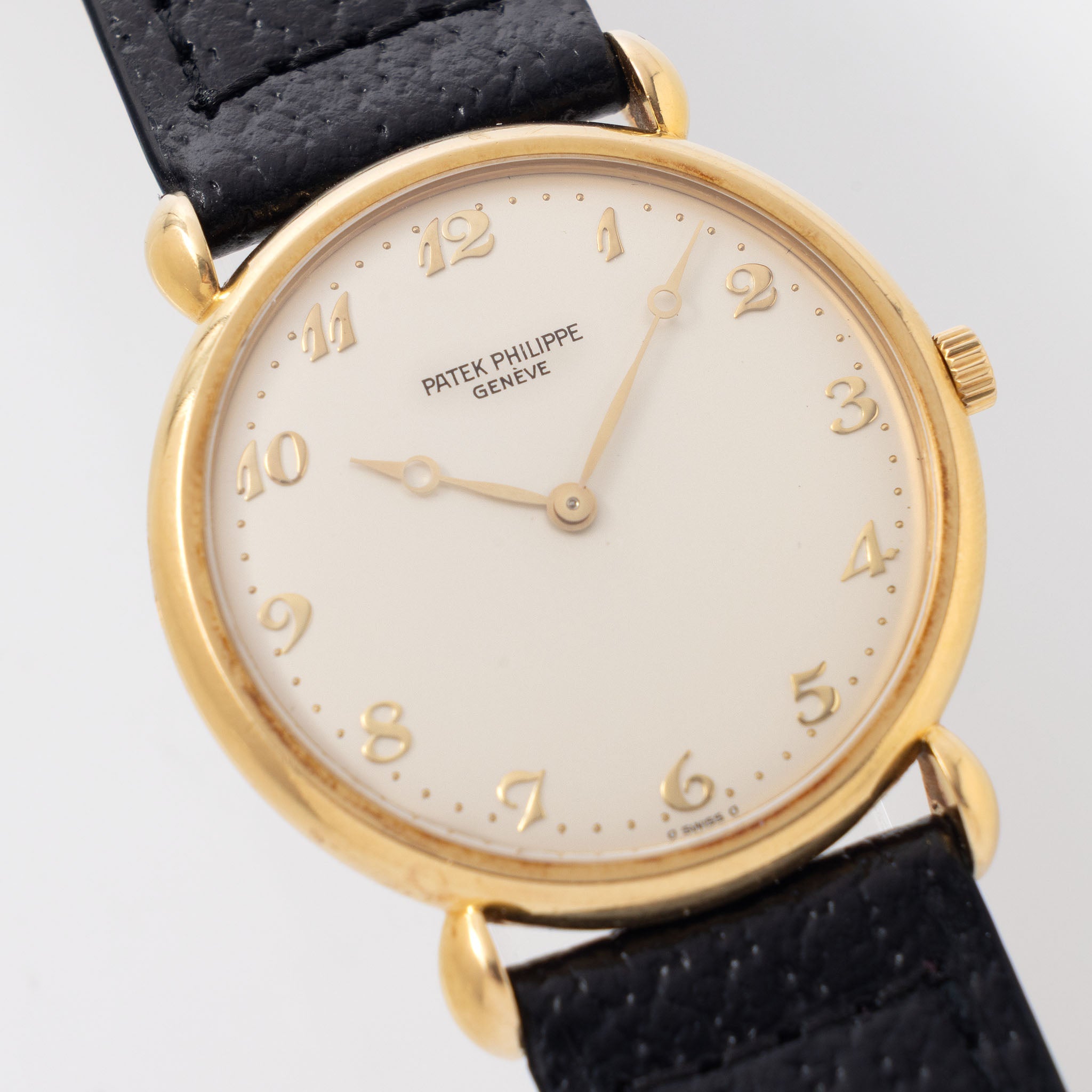 Patek Philippe Calatrava 3820J Silver Dial Applied Breguet Numerals in 18k yellow gold with Original Certificate of Origine
