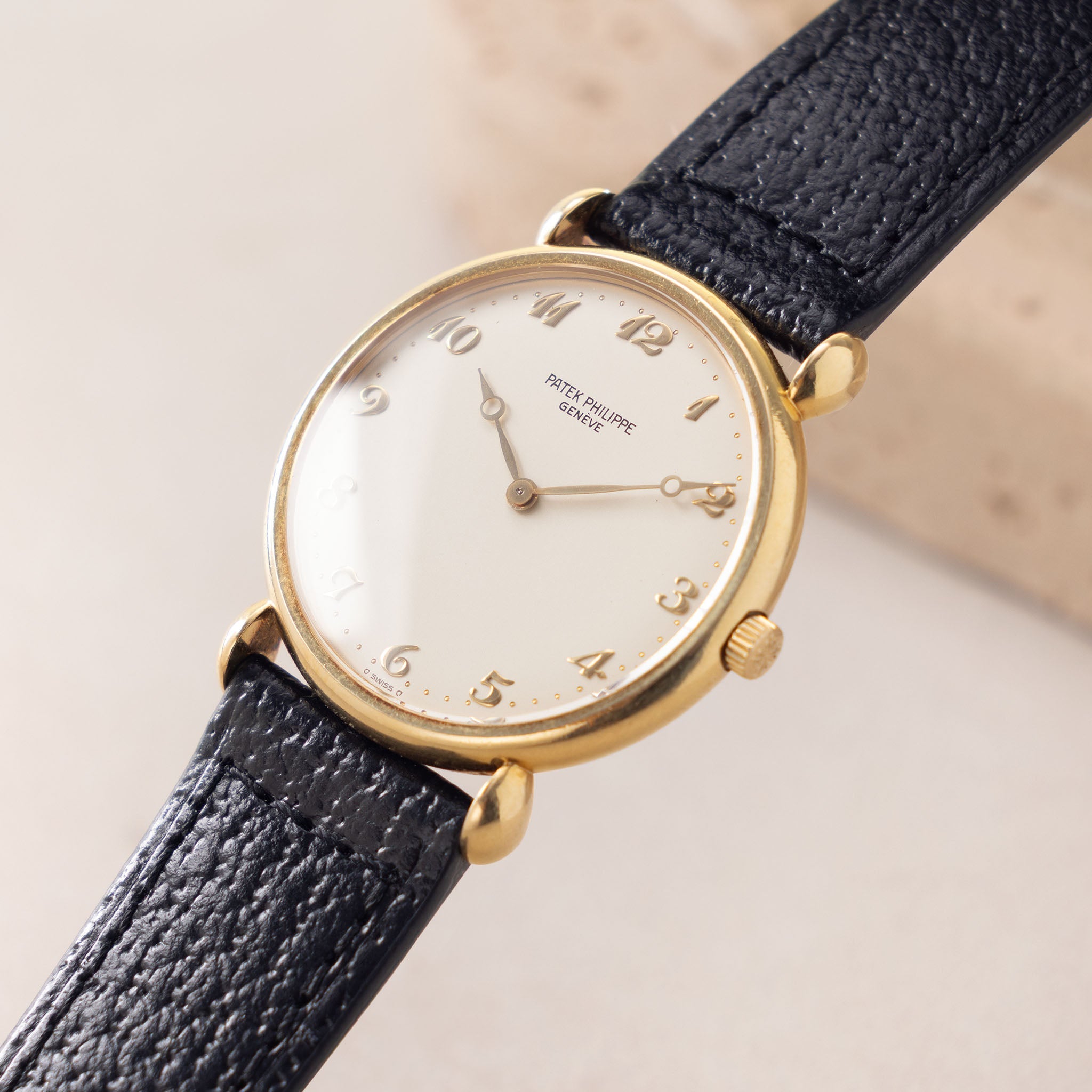 Patek Philippe Calatrava 3820J Silver Dial Applied Breguet Numerals in 18k yellow gold with Original Certificate of Origine