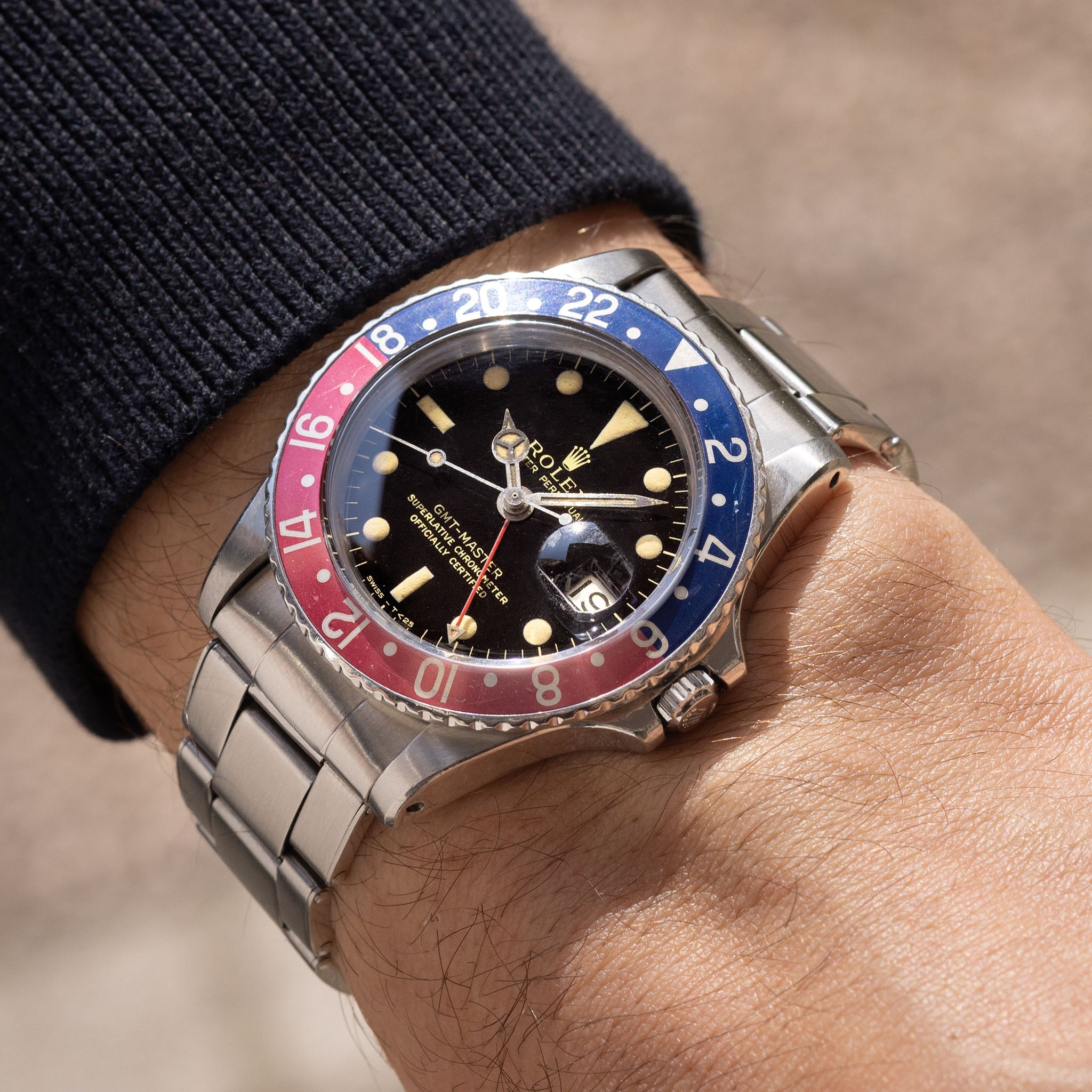 Rolex GMT-Master 1675 Super Glossy Gilt Dial with Original Punched Papers Box and Rolex Service Card