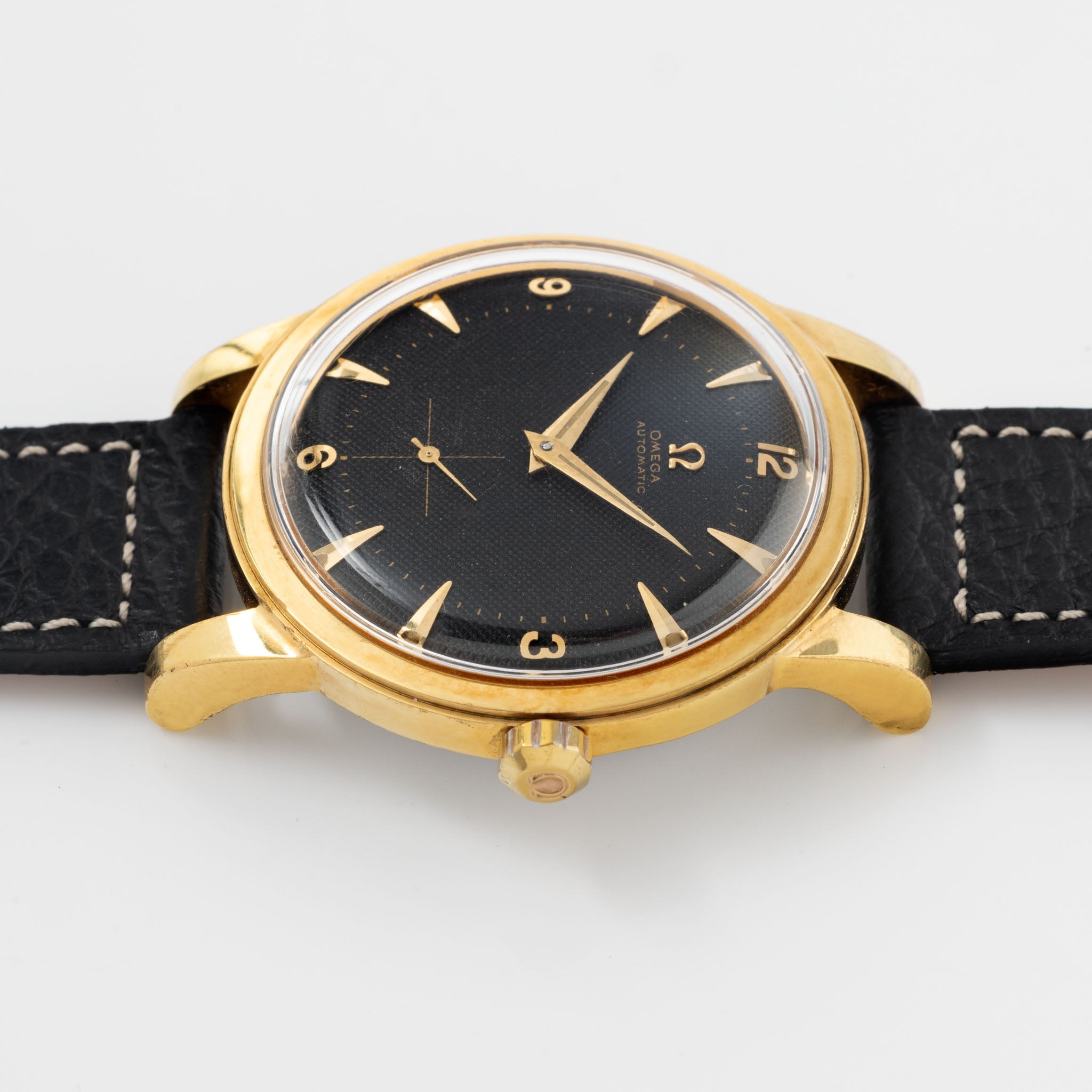 Omega Dresswatch Black Honeycomb dial ref. 2493-5 Automatic