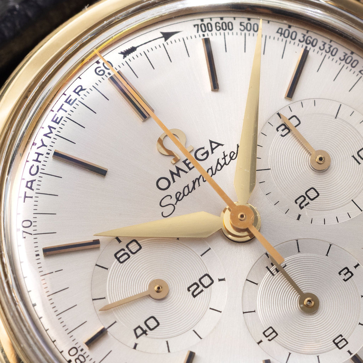 Omega Seamaster Cal.321 Chronograph Silver Dial in 18k Yellow Gold ref. 14904-62