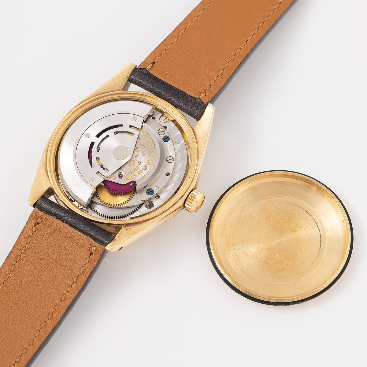 Rolex Oyster Perpetual Date 1503 in 18k Yellow Gold Vertical Brushed Champagne Dial