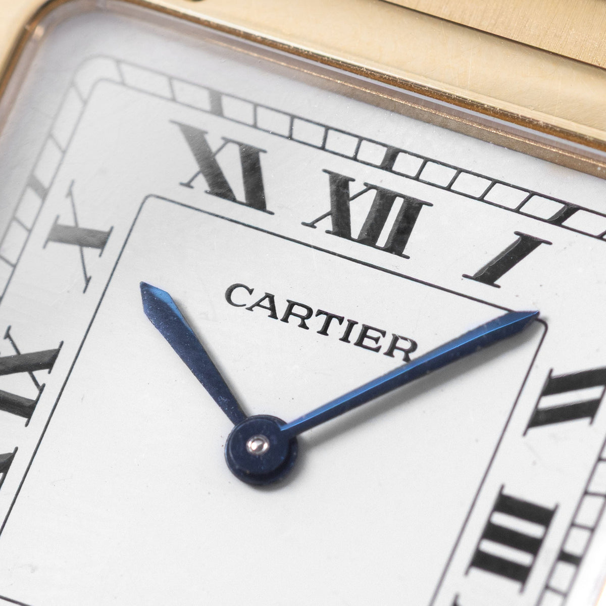 Cartier Santos Dumont Ultra-Thin in 18kt Yellow Gold ref. 96054 Paris Dial