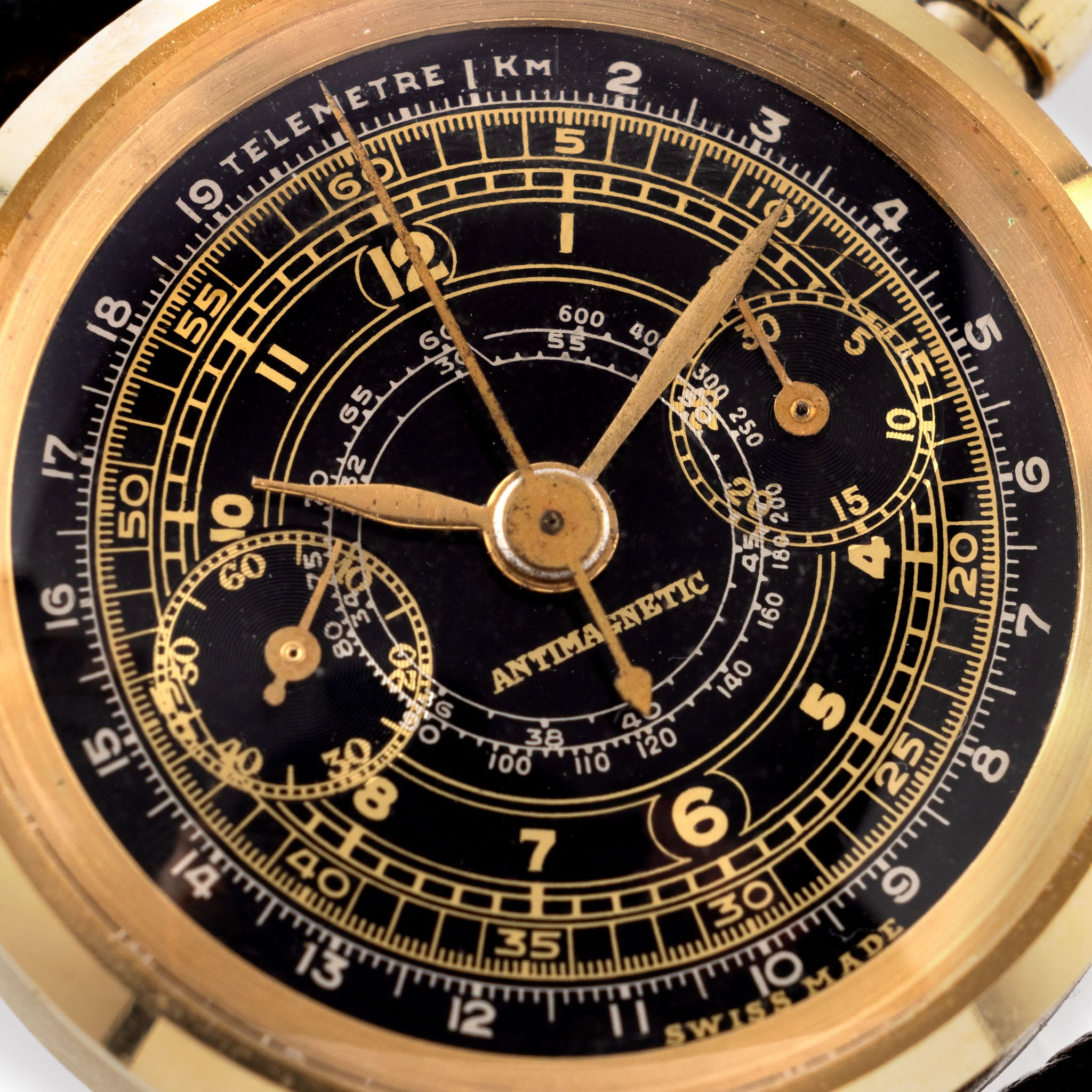 Anonymous Baby Chronograph 18k Yellow Gold Gilt Dial Valjoux 69