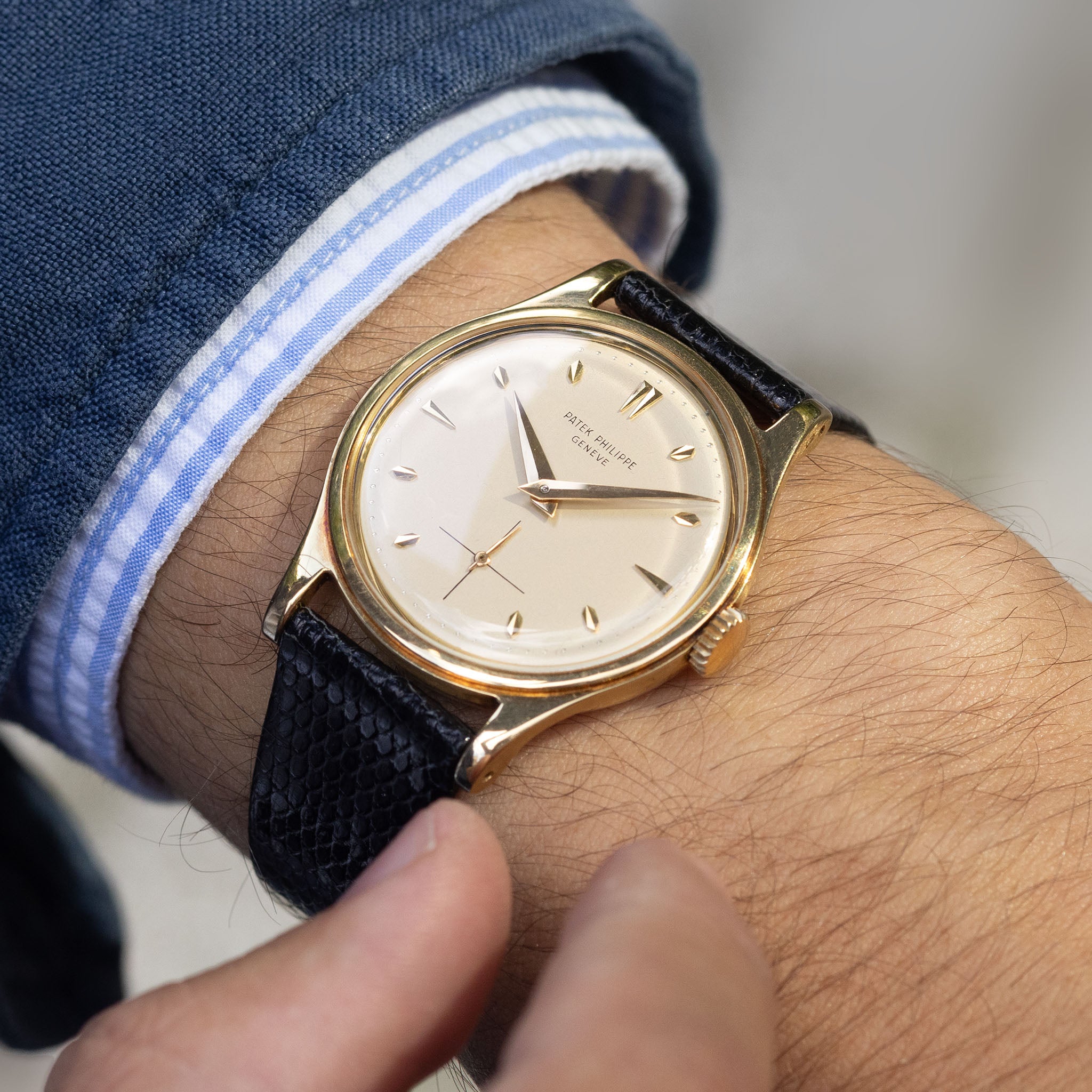 Patek Philippe Calatrava 2509 with Extract from the Archives