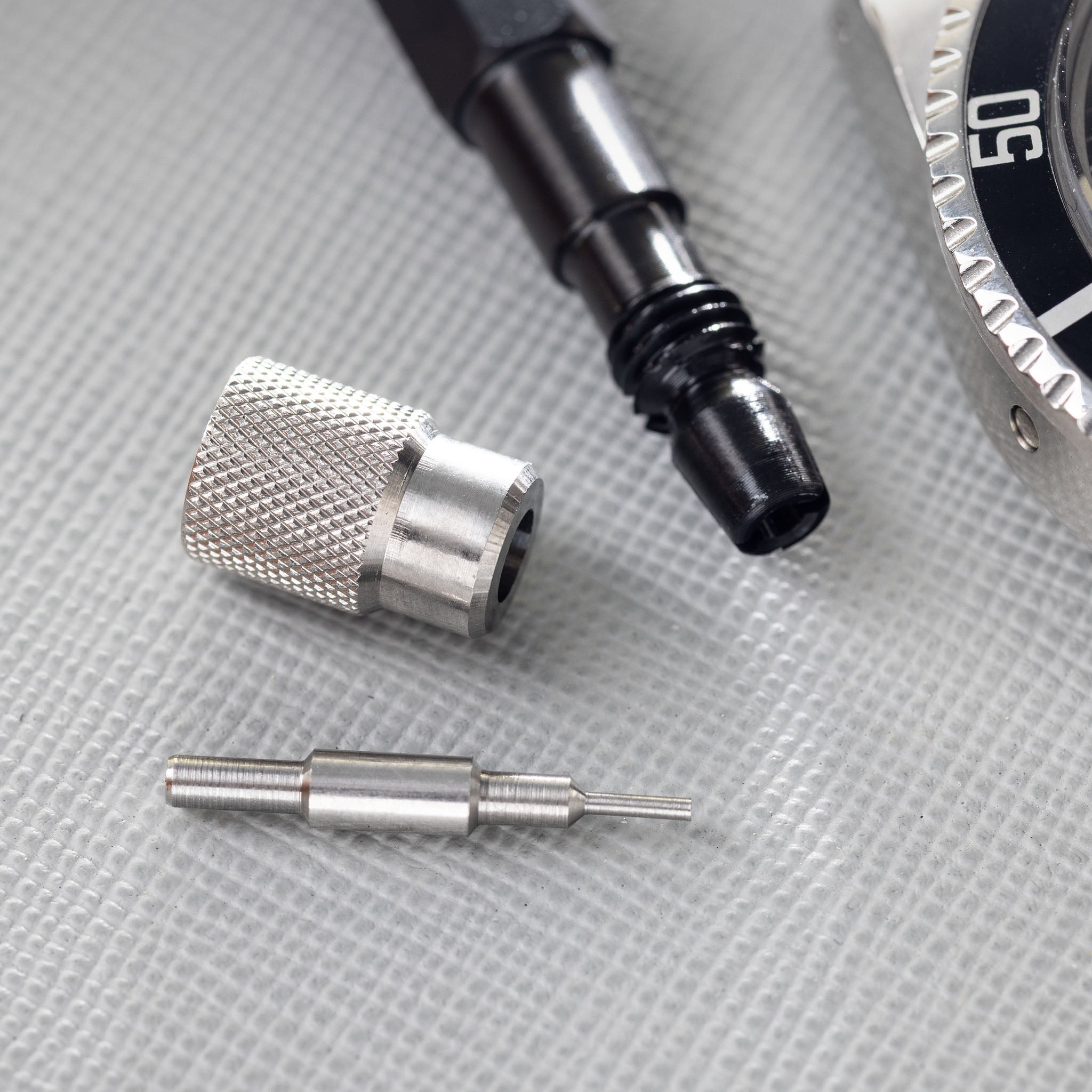 Bulang & Sons Watch Strap Tool to change watch straps