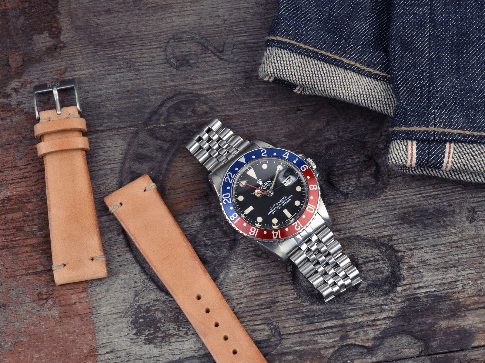 CURATED ROLEX 1675 GMT MAXI DIAL WITH PAPERS