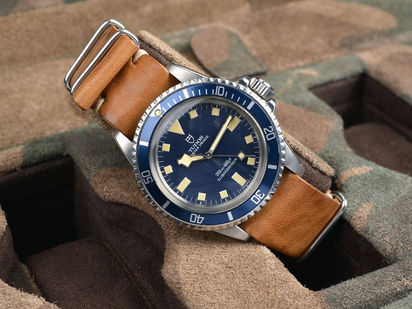 TUDOR MN SNOWFLAKE 1980 MARINE NATIONALE