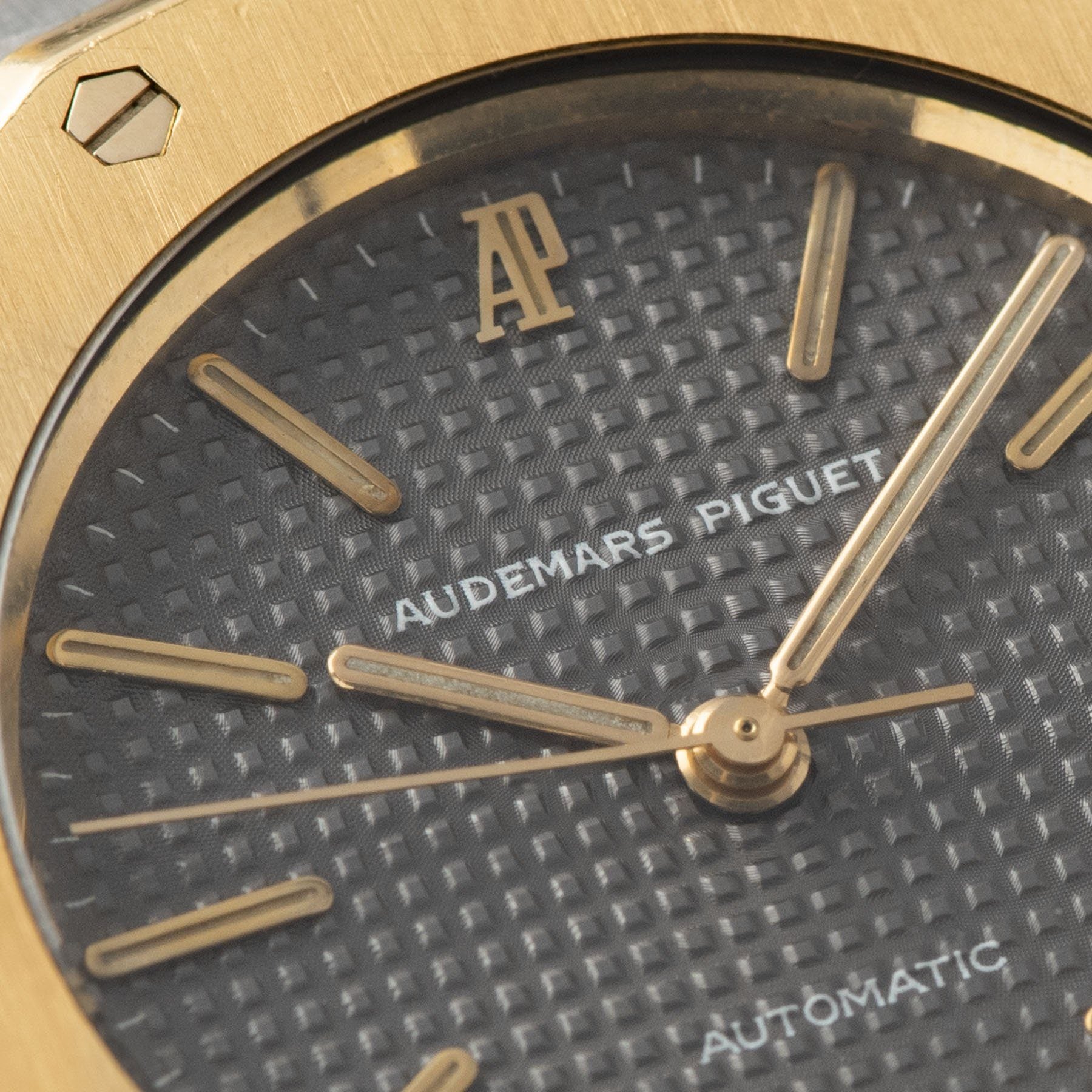 Audemars Piguet Royal Oak Steel and Gold ref 14486SA