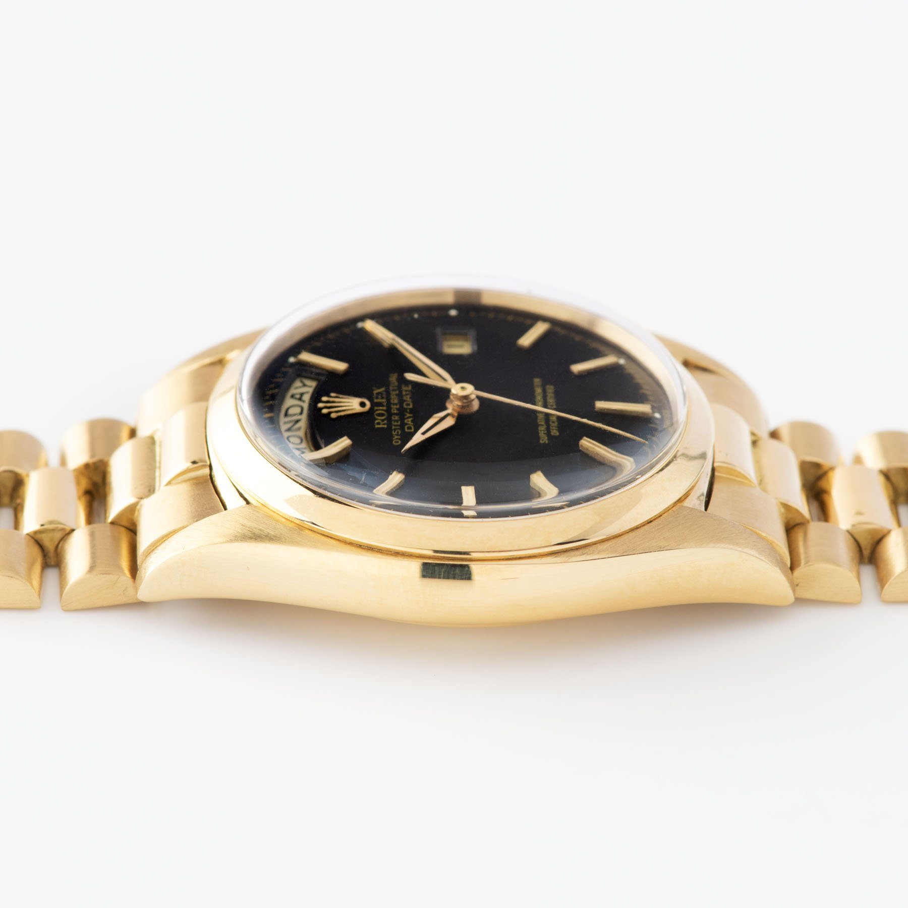 Rolex Day-Date Yellow Gold Black Dial ref 1802