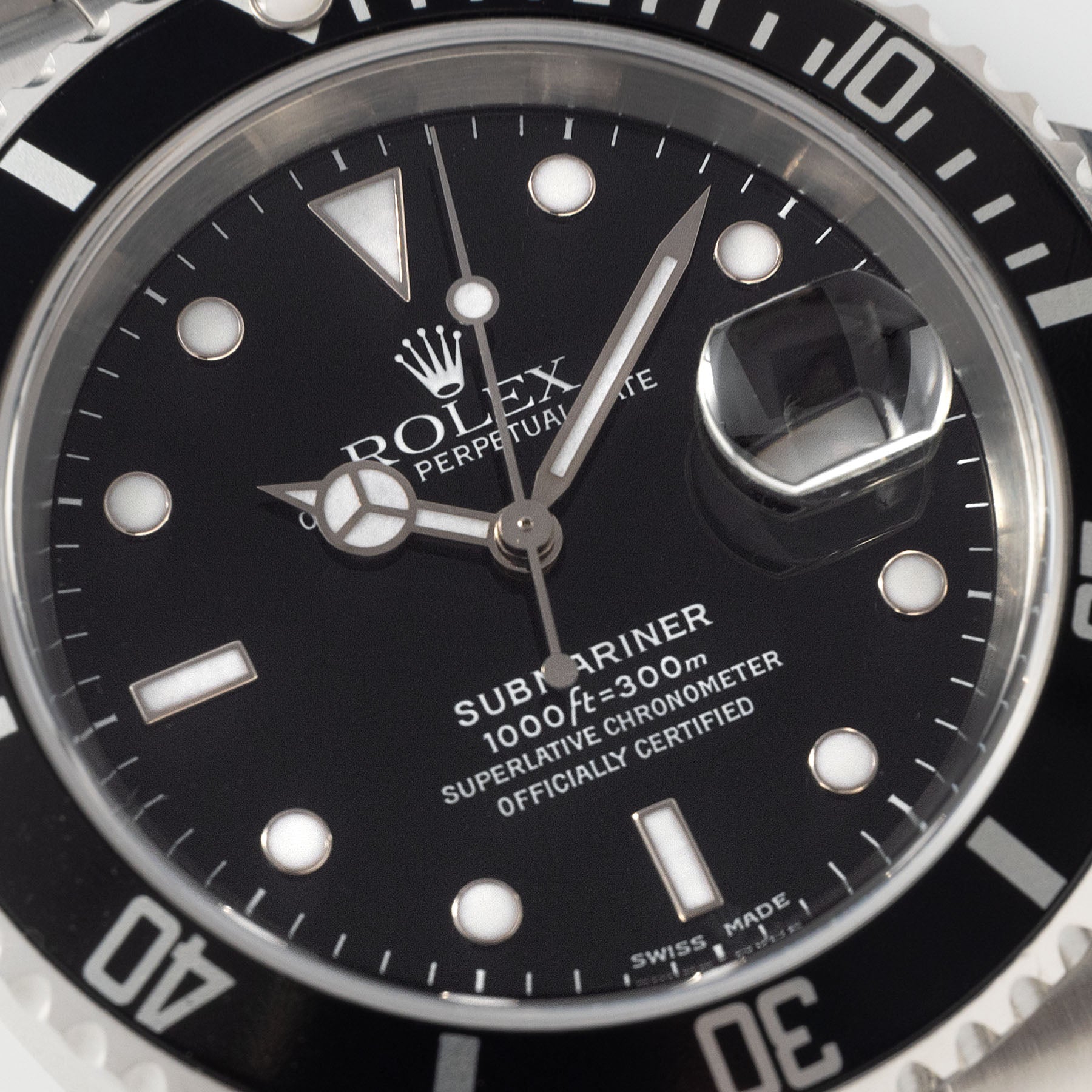 Rolex Submariner Date Reference 16610 Box and Papers