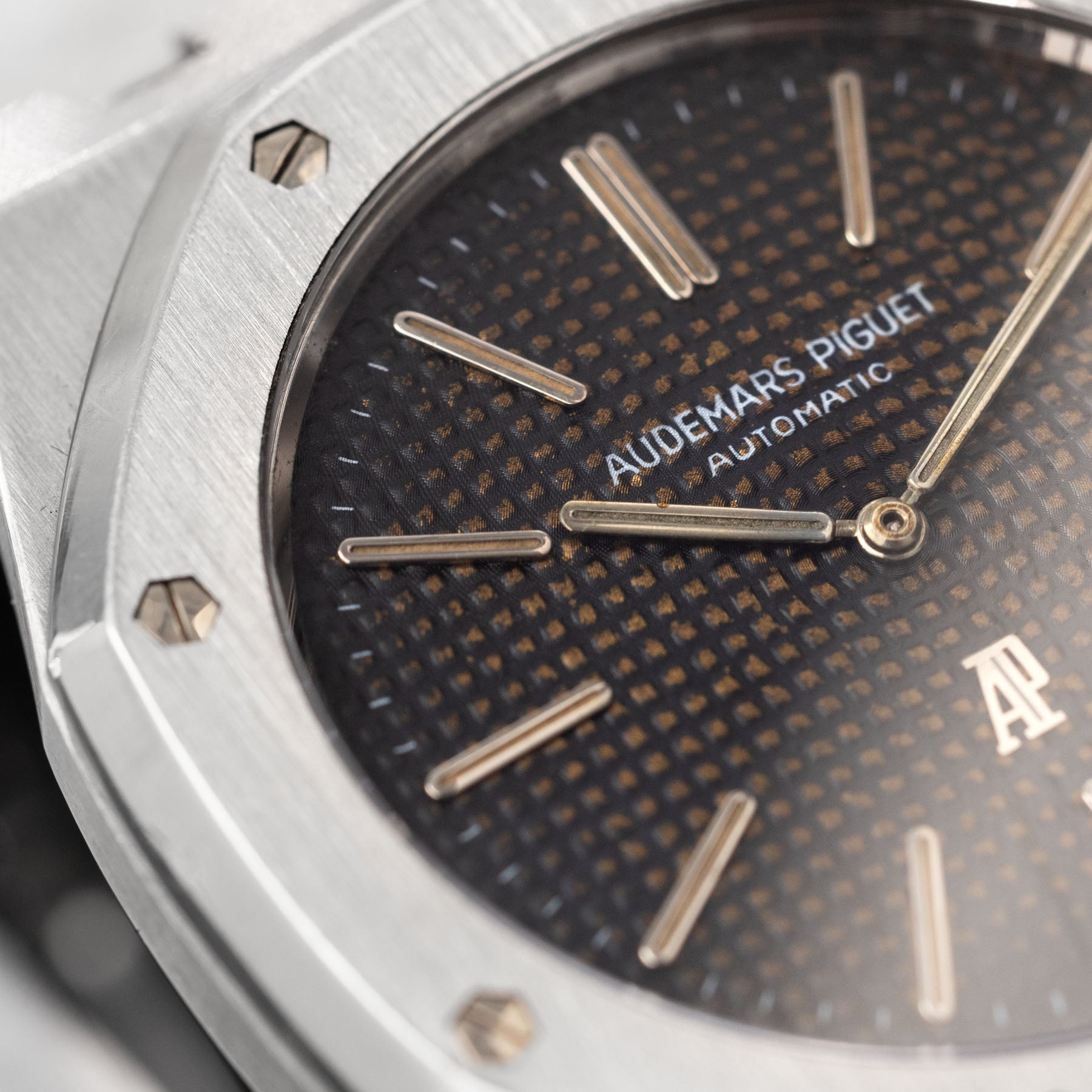 Audemars Piguet Royal Oak "Jumbo" ref 5402ST Logo down C -series