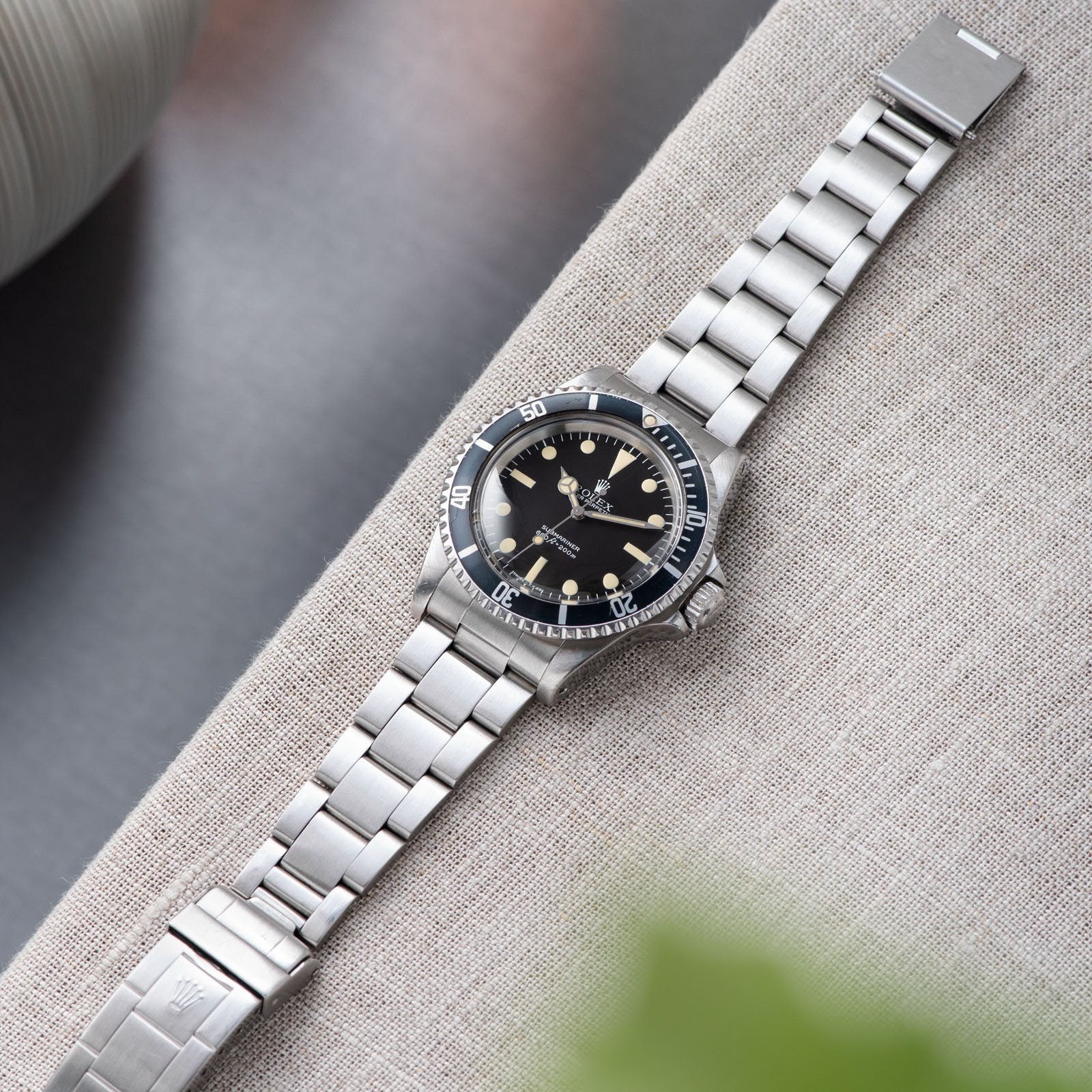 Rolex Submariner Mk3 Maxi Dial 5513 with a 93150 flip-lock bracelet